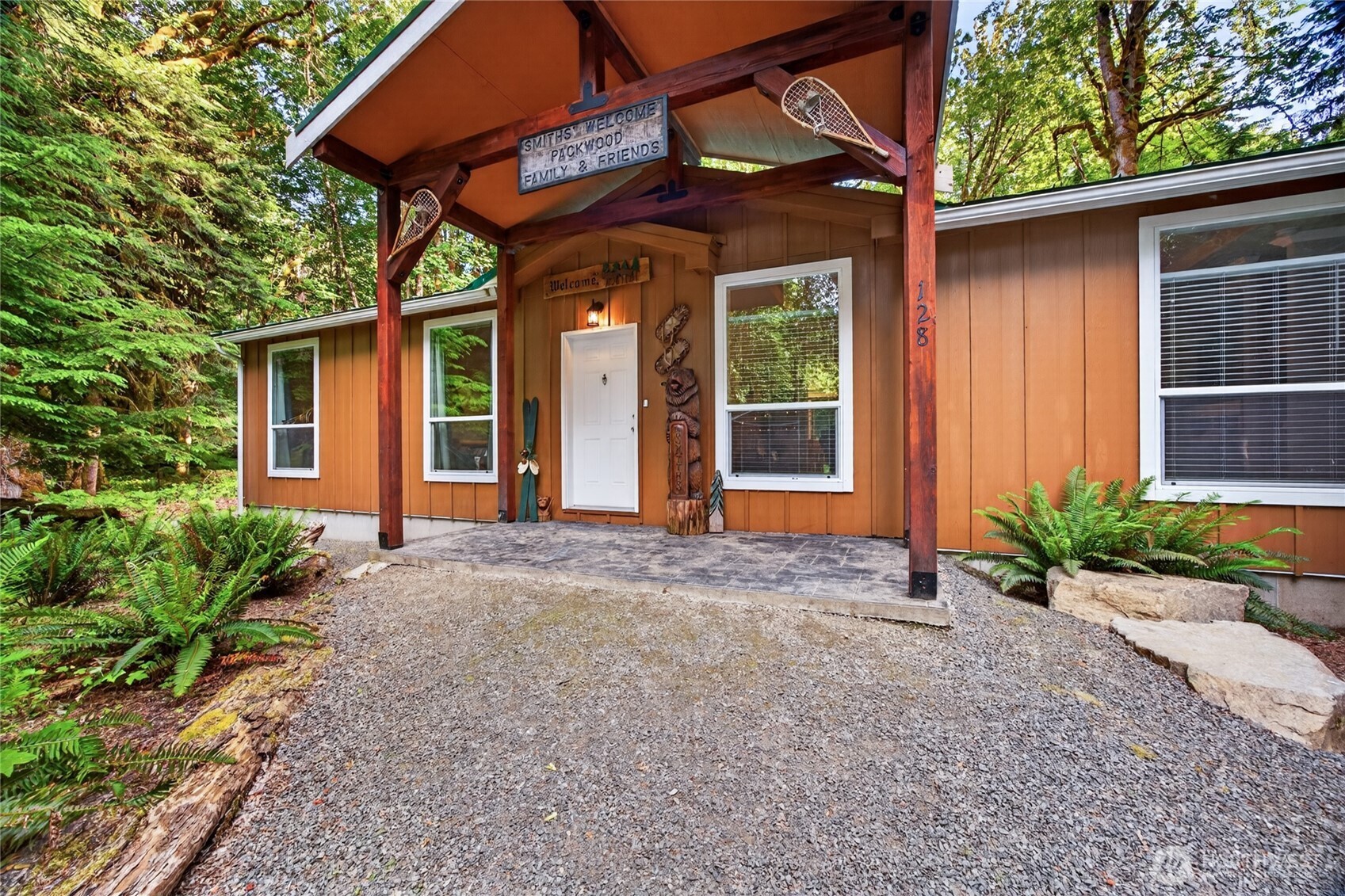 128 Riverview Drive Property Photo 3