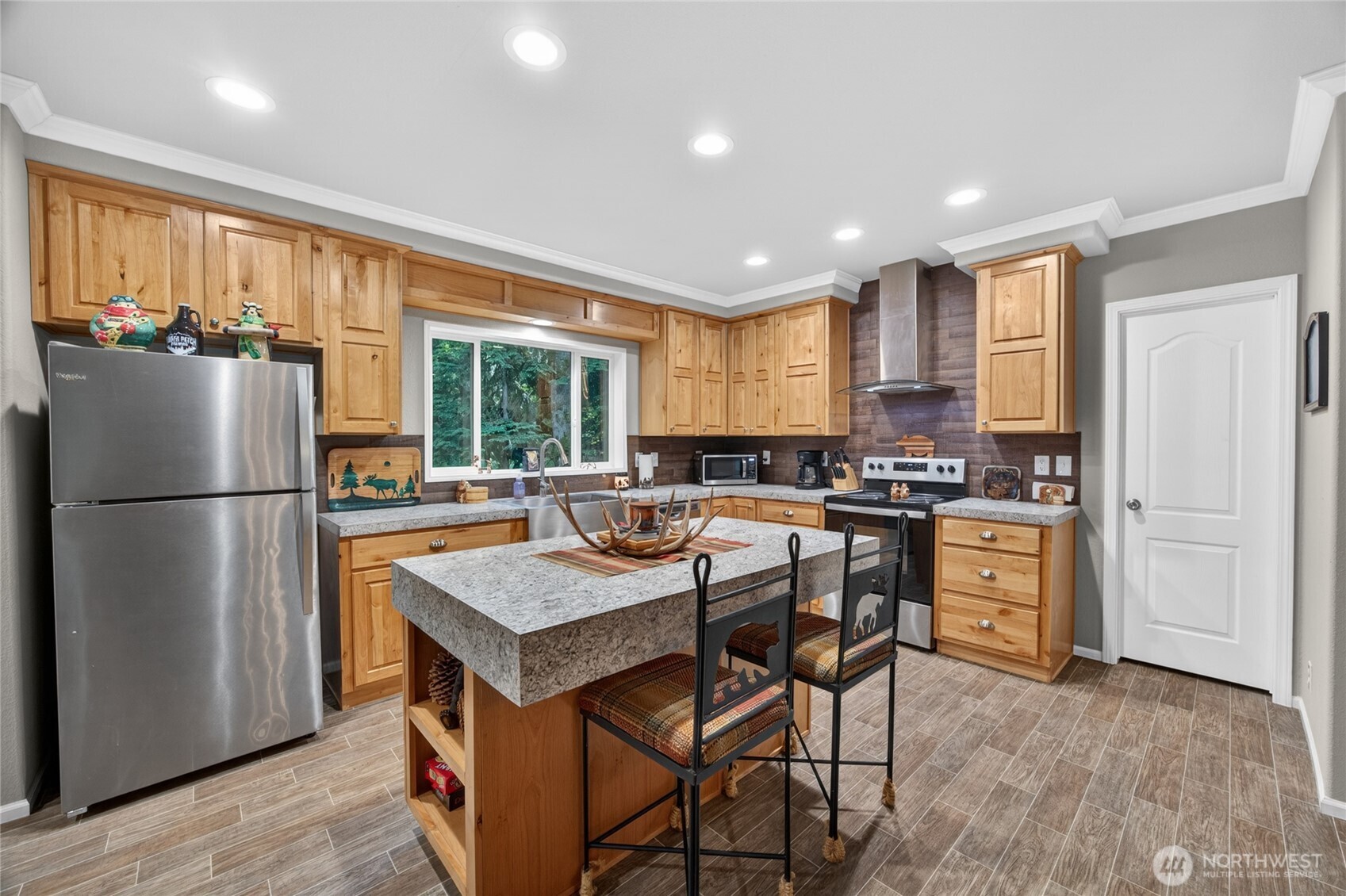 128 Riverview Drive Property Photo 13