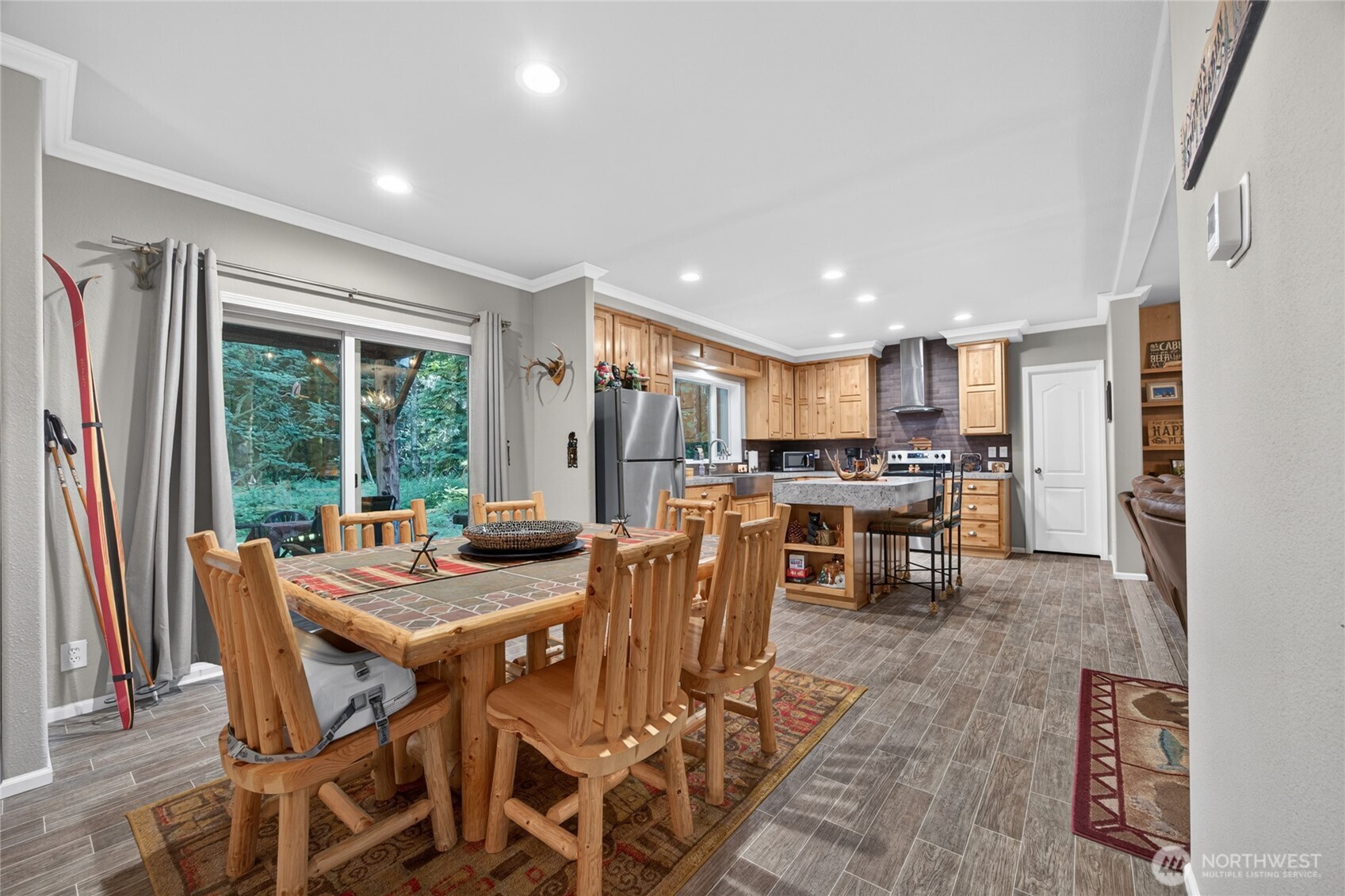 128 Riverview Drive Property Photo 17