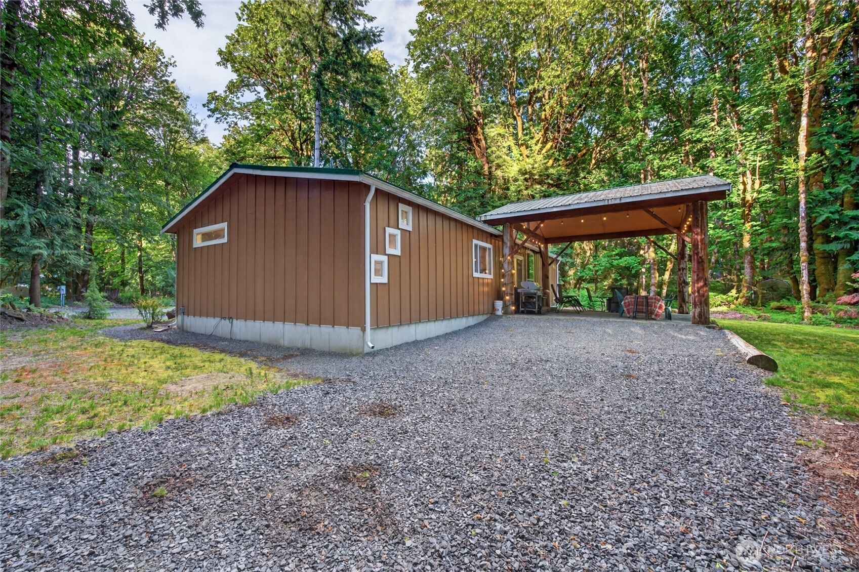 128 Riverview Drive Property Photo 35