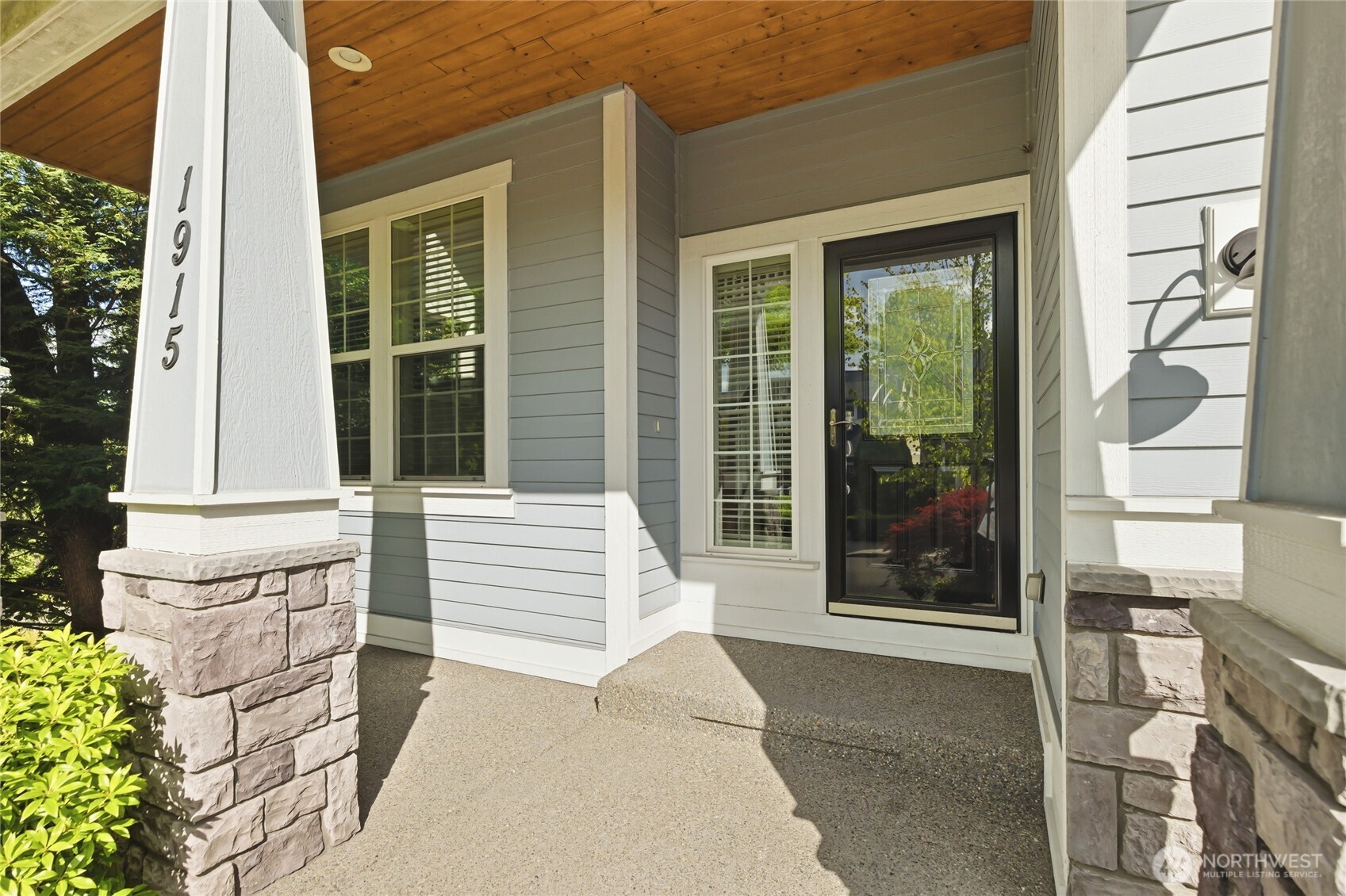 1915 10th Street Pl Property Photo 2
