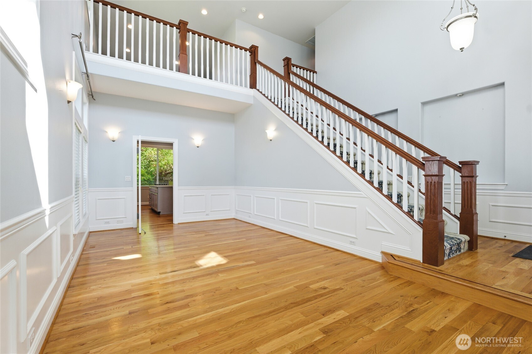 1915 10th Street Pl Property Photo 5