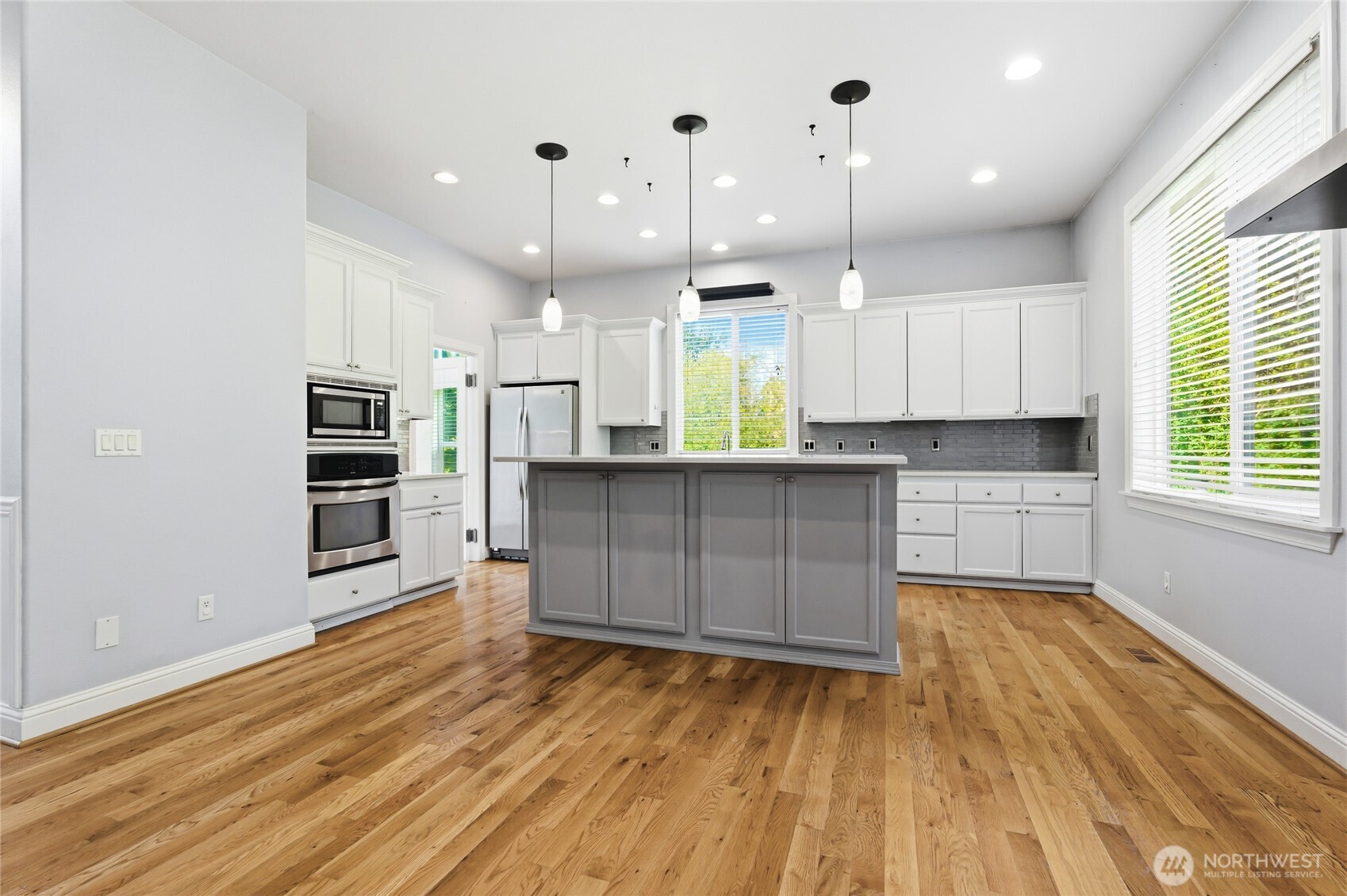 1915 10th Street Pl Property Photo 7
