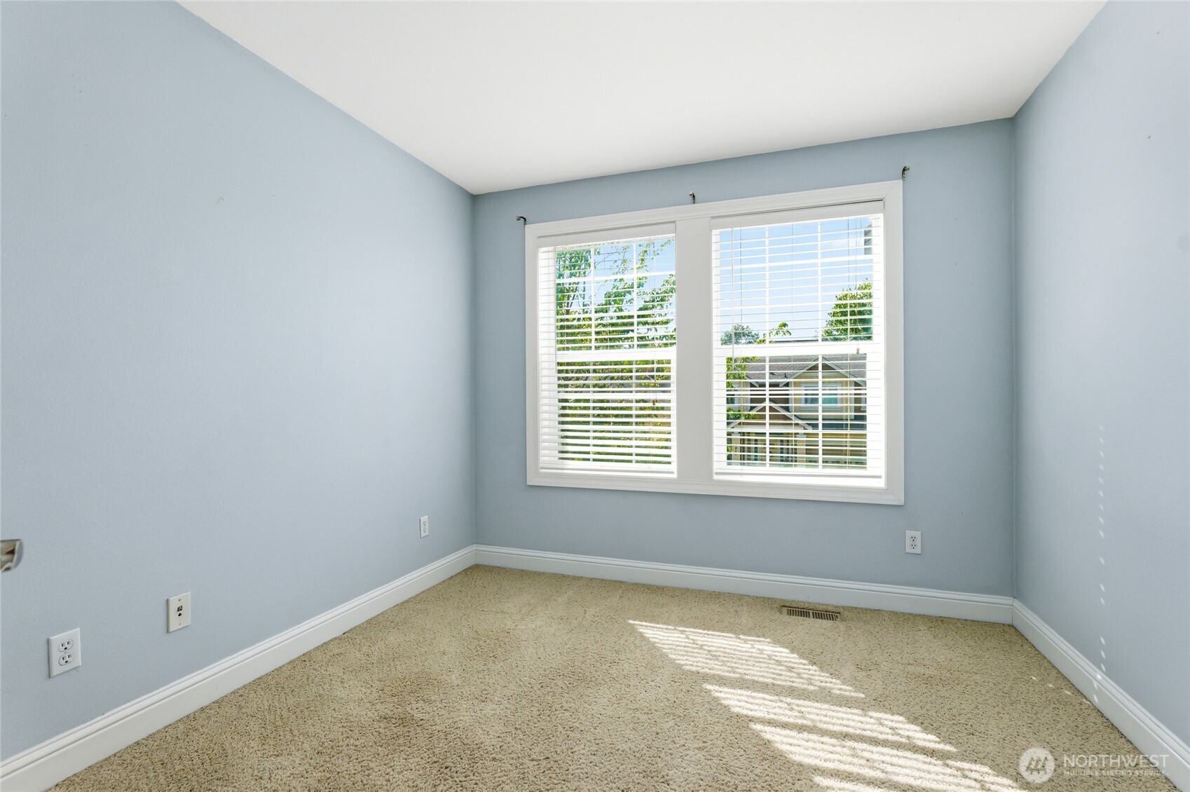 1915 10th Street Pl Property Photo 25