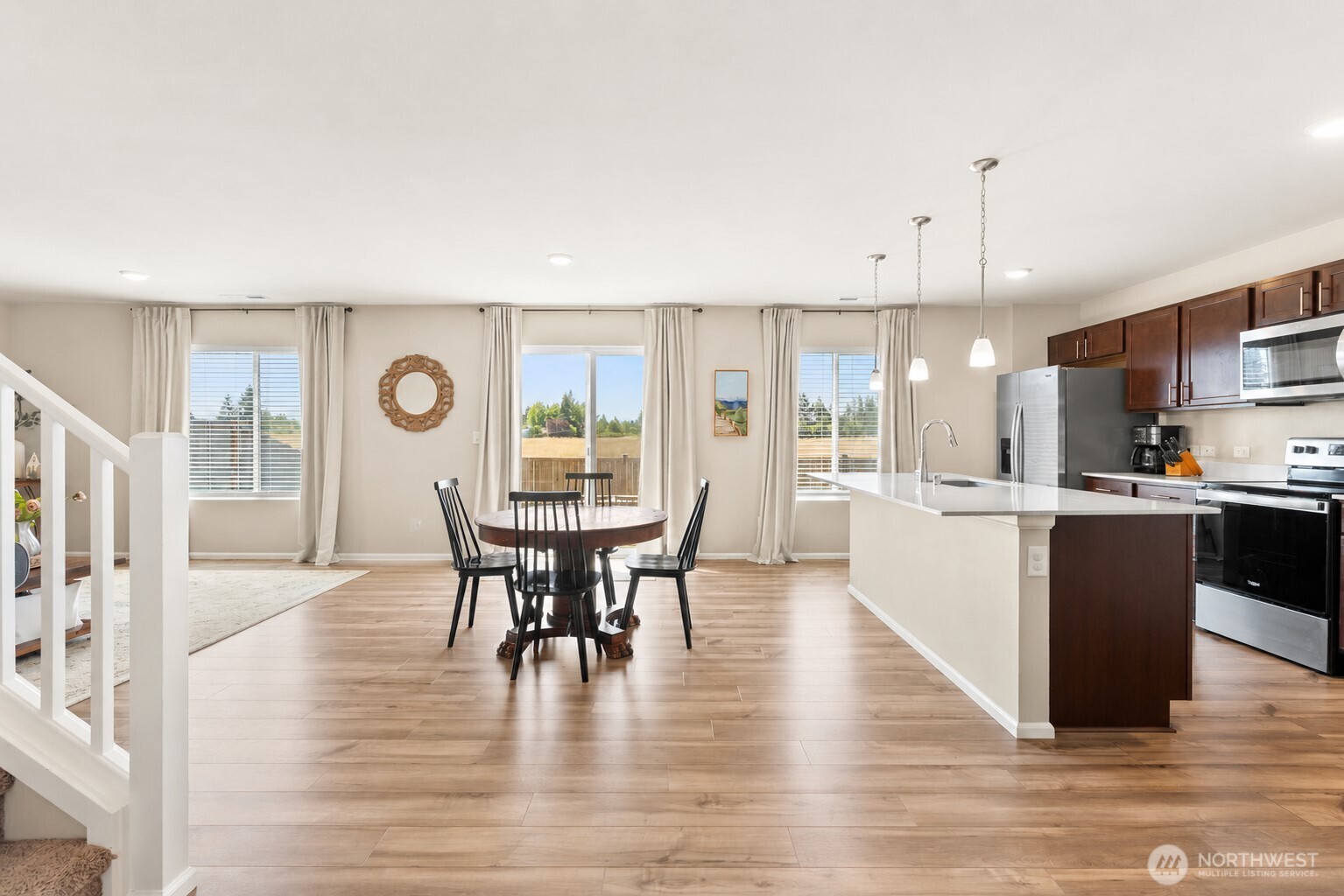 15115 Iverson Loop Property Photo 6