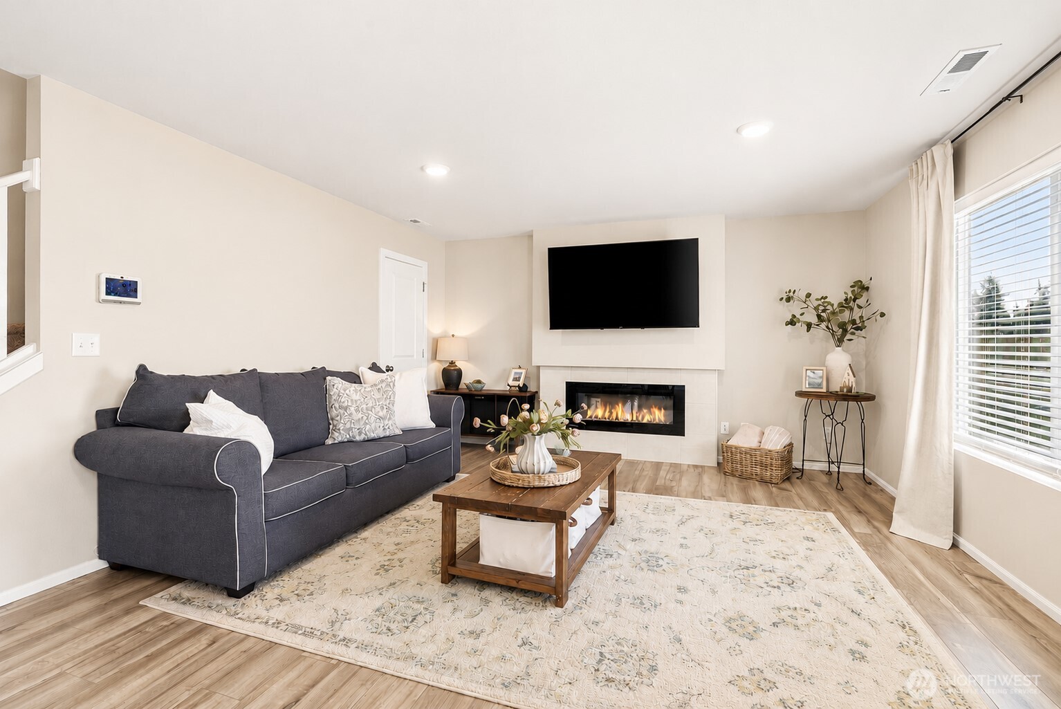 15115 Iverson Loop Property Photo 13