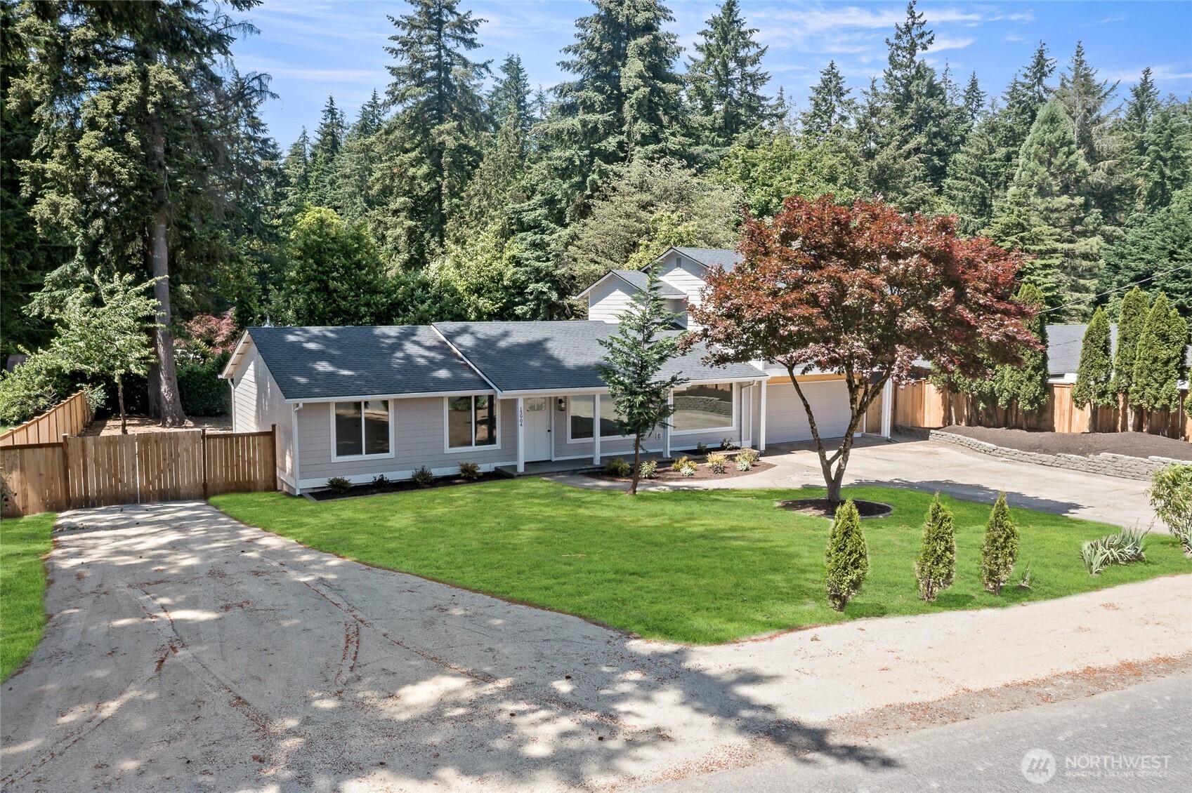 13904 97th Avenue Property Photo 2