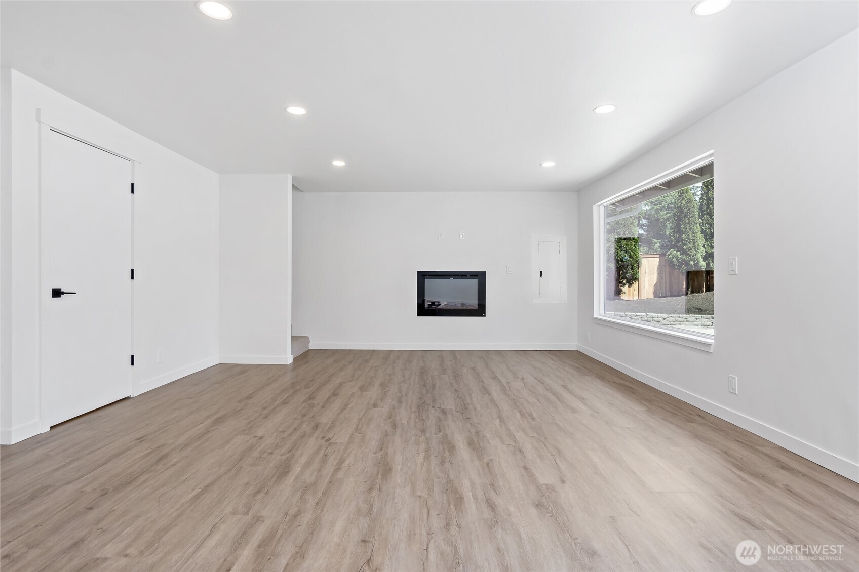 13904 97th Avenue Property Photo 5