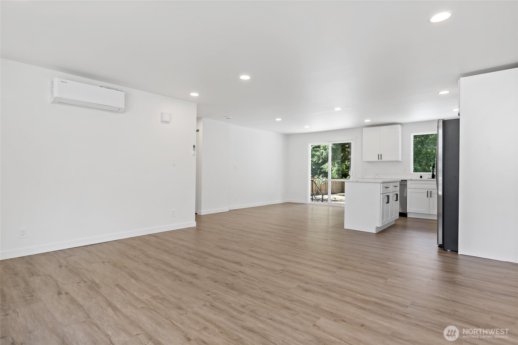 13904 97th Avenue Property Photo 7