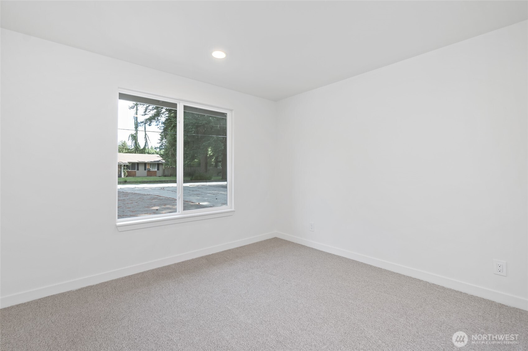 13904 97th Avenue Property Photo 28