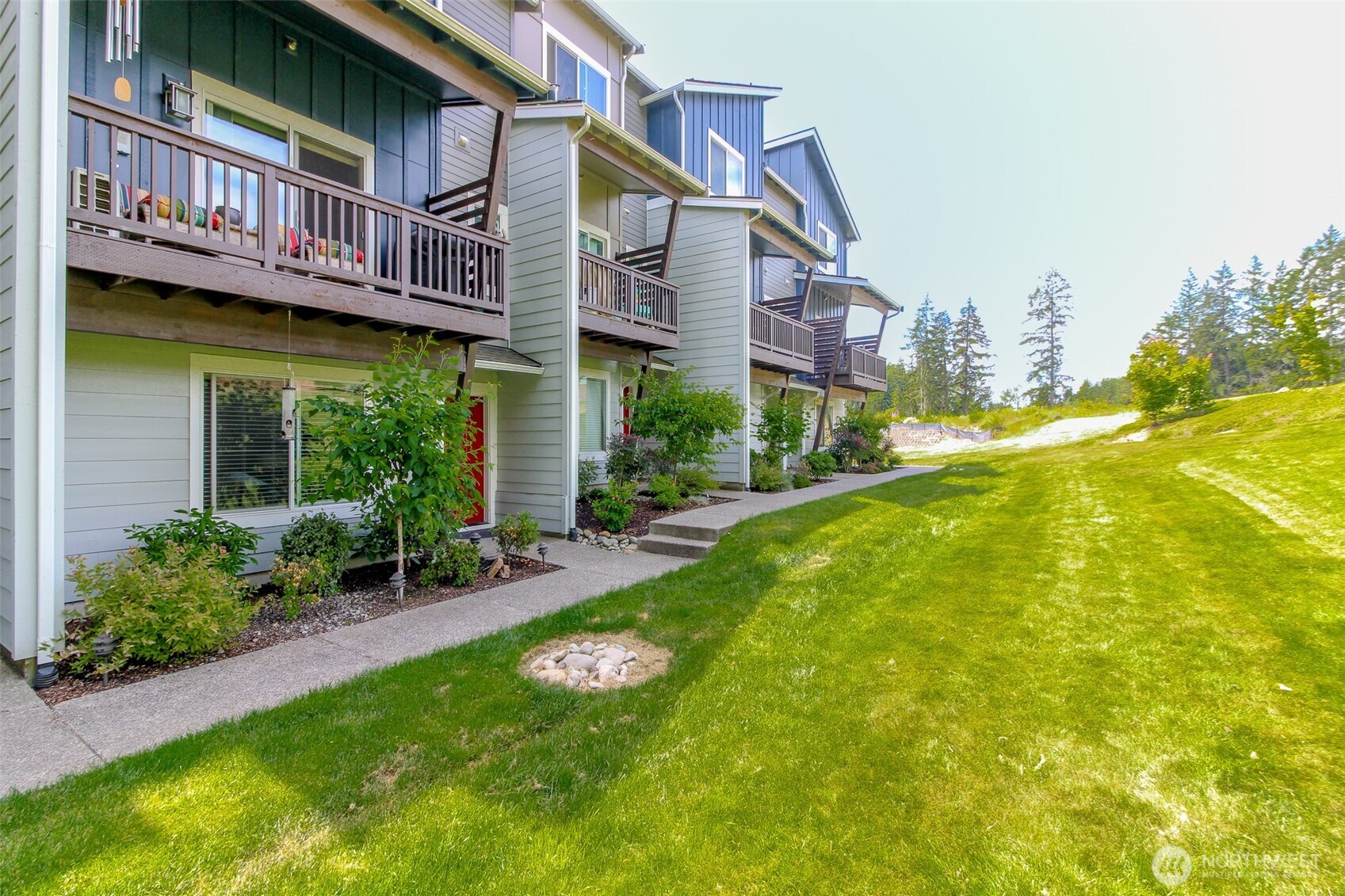 17531 110th Avenue #d Property Photo 2