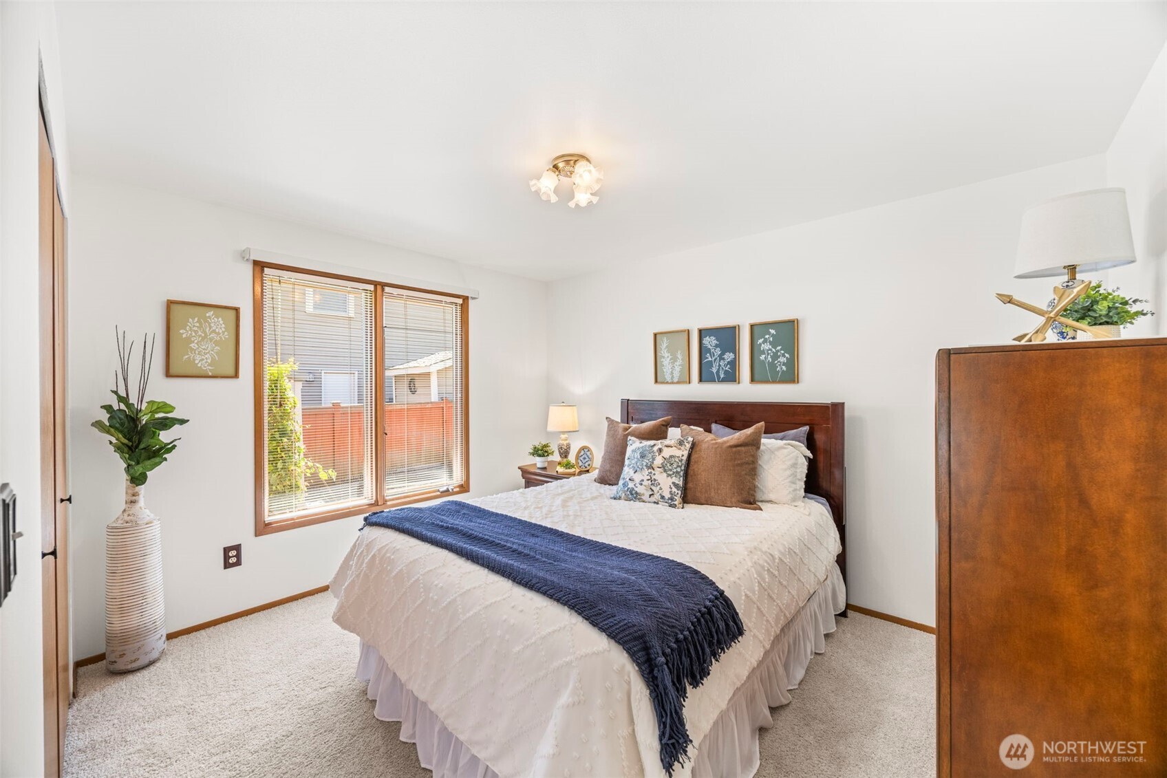 12505 45th Avenue Property Photo 15