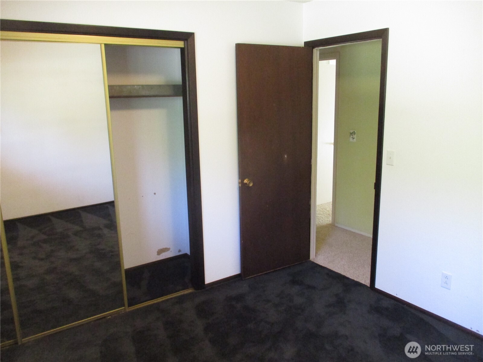 2499 Cottonwood Road Property Photo 11
