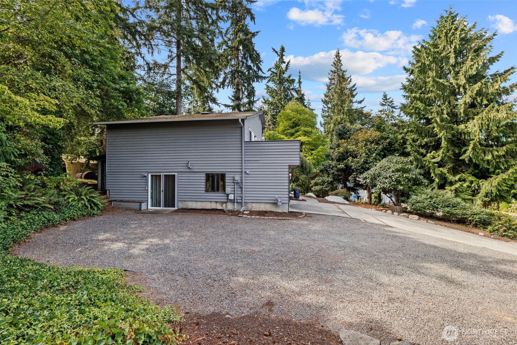 10008 50th Place Property Photo 27