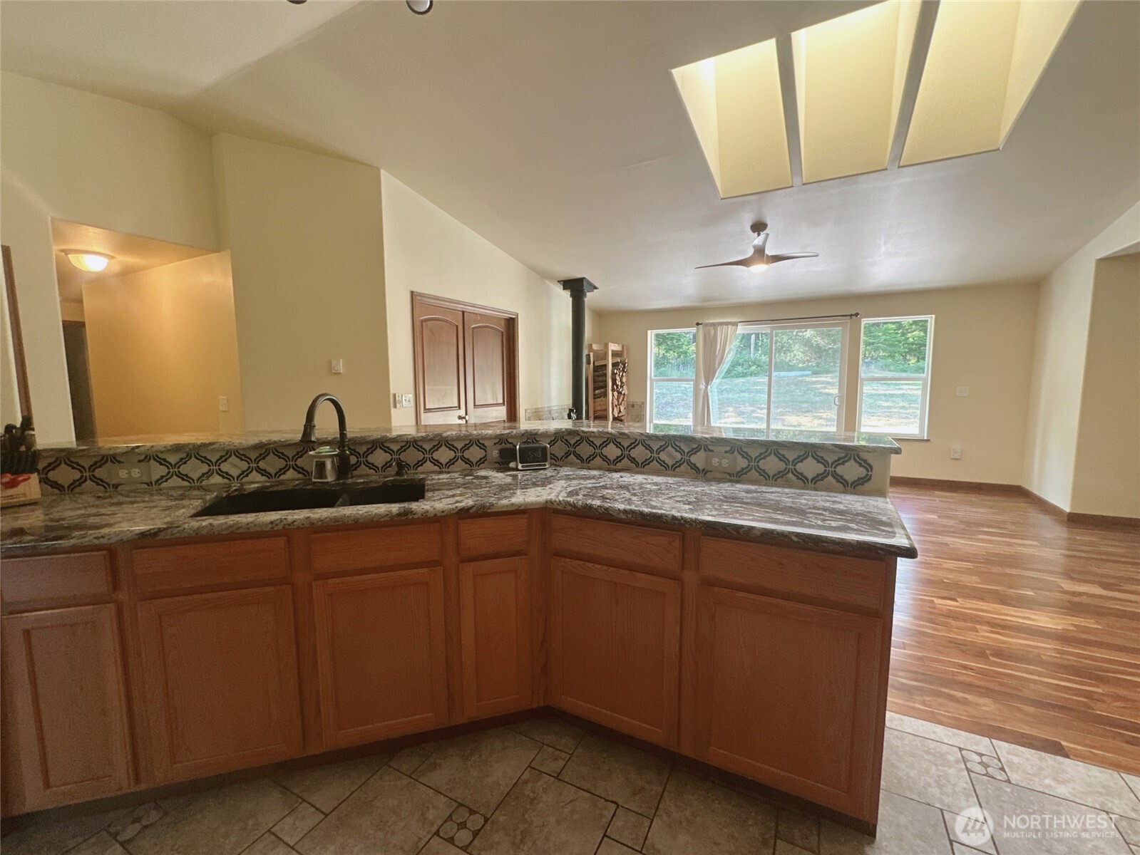 8205 Hide A Way Lane Property Photo 10