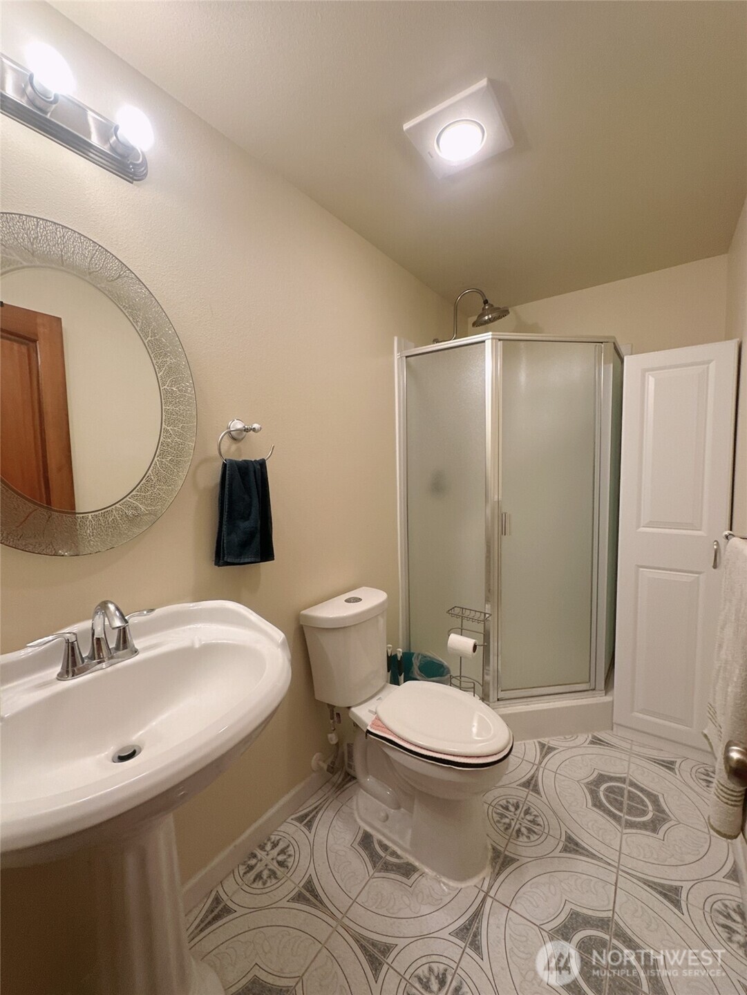 8205 Hide A Way Lane Property Photo 20