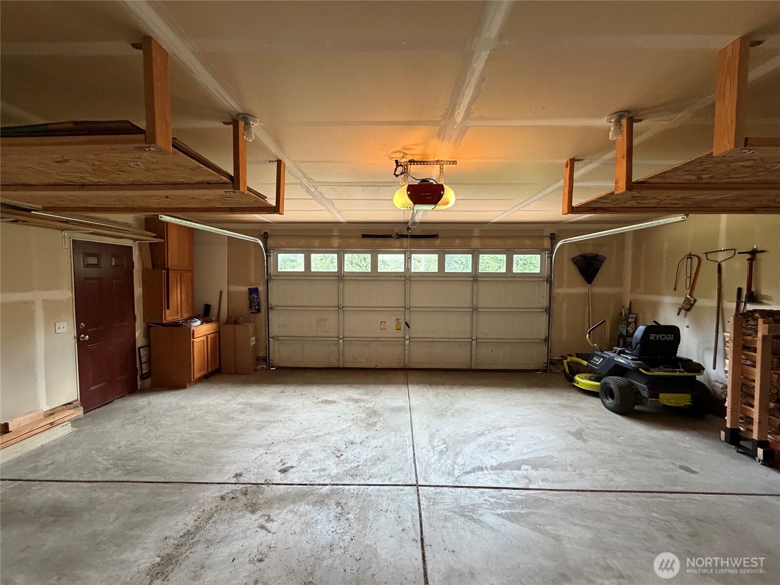 8205 Hide A Way Lane Property Photo 22