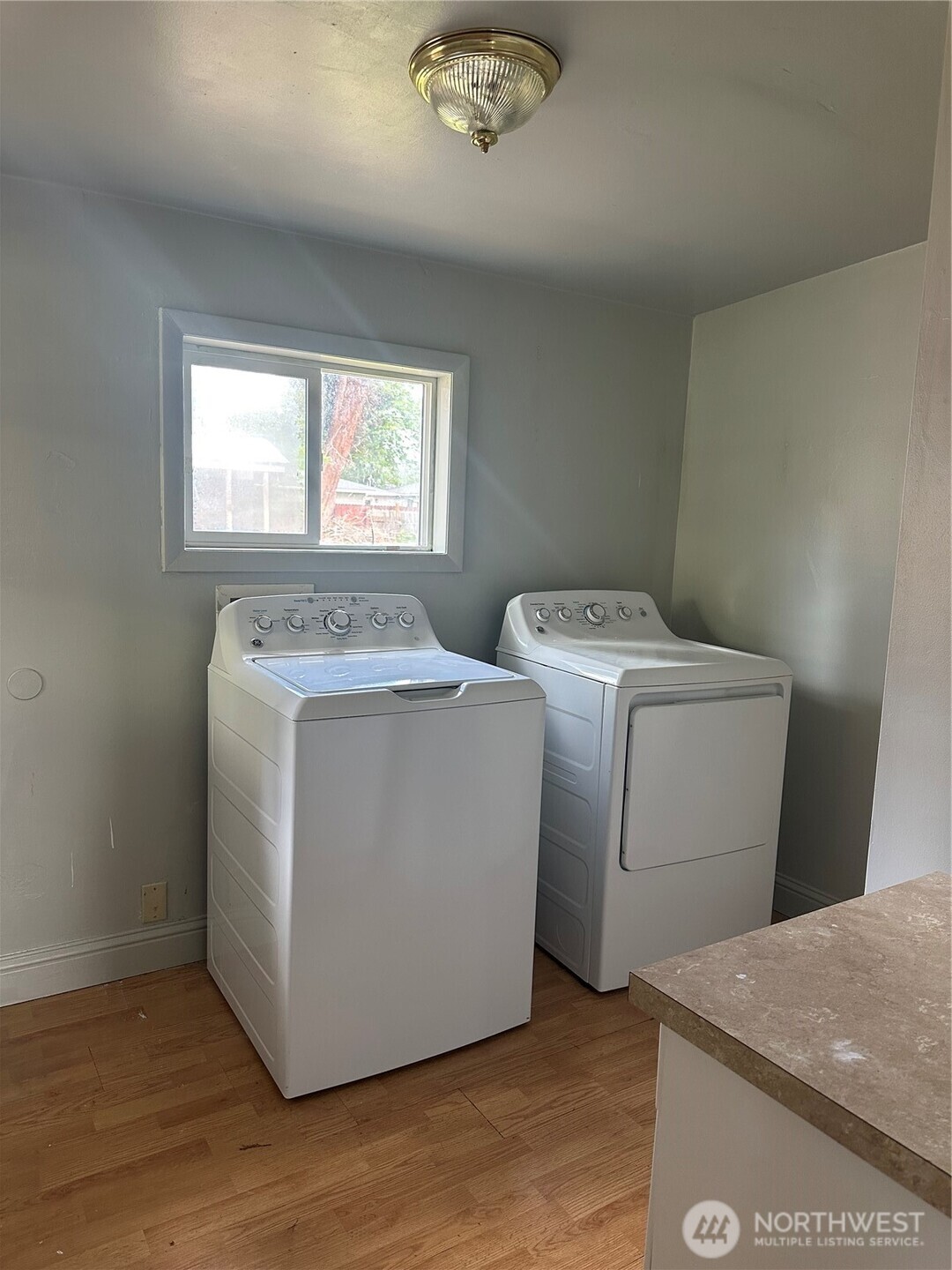 3102 Garfield Street Property Photo 6