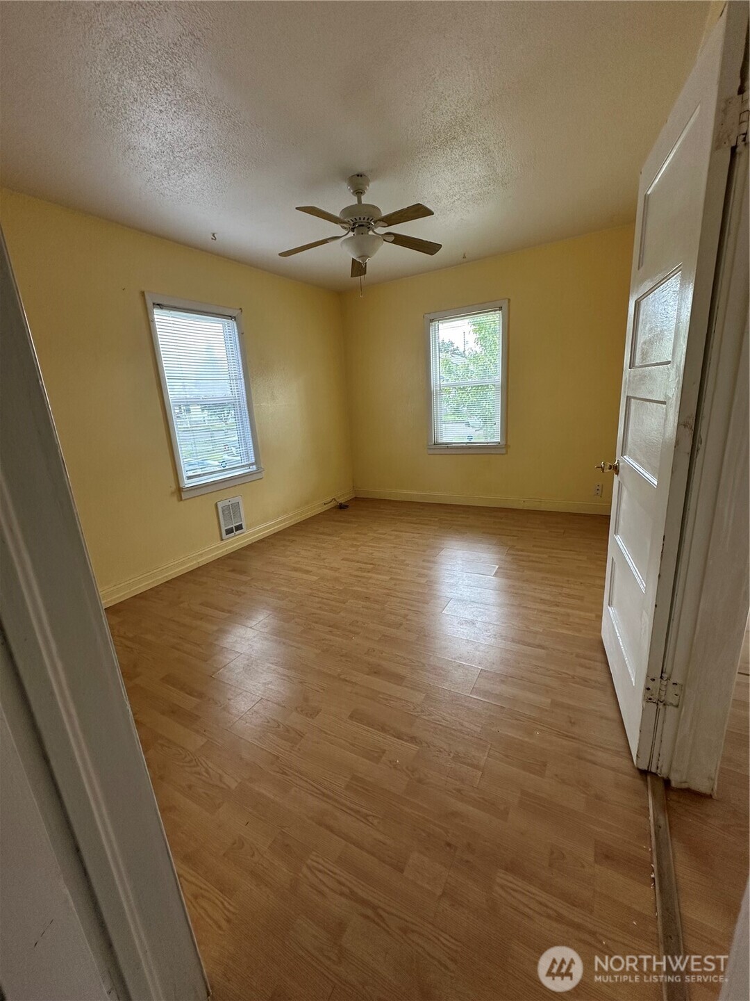 3102 Garfield Street Property Photo 9