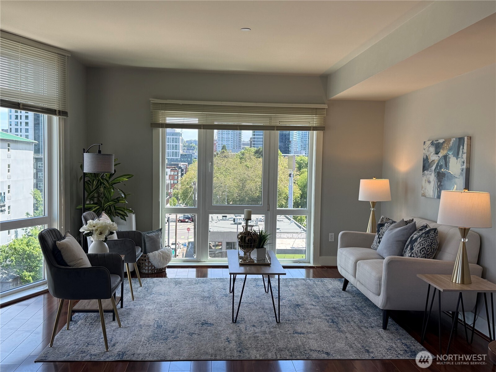 699 John Street 502 Property Photo 4