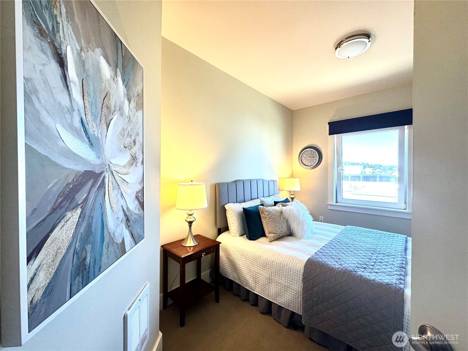 699 John Street 502 Property Photo 17