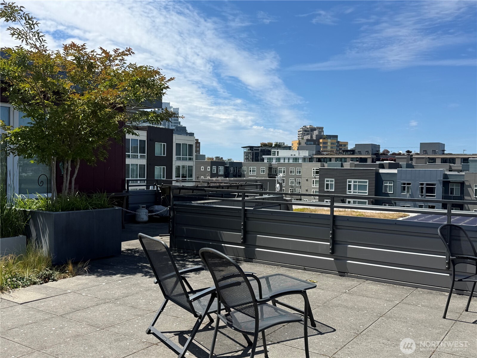 699 John Street 502 Property Photo 29