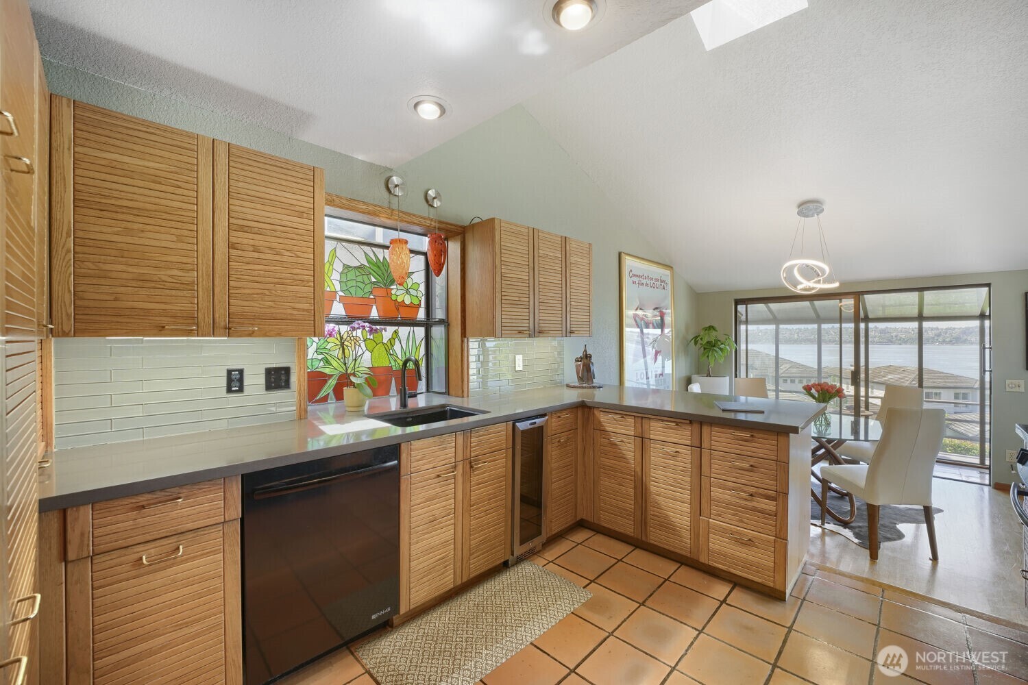6430 E Side Drive P6430 Property Photo 10