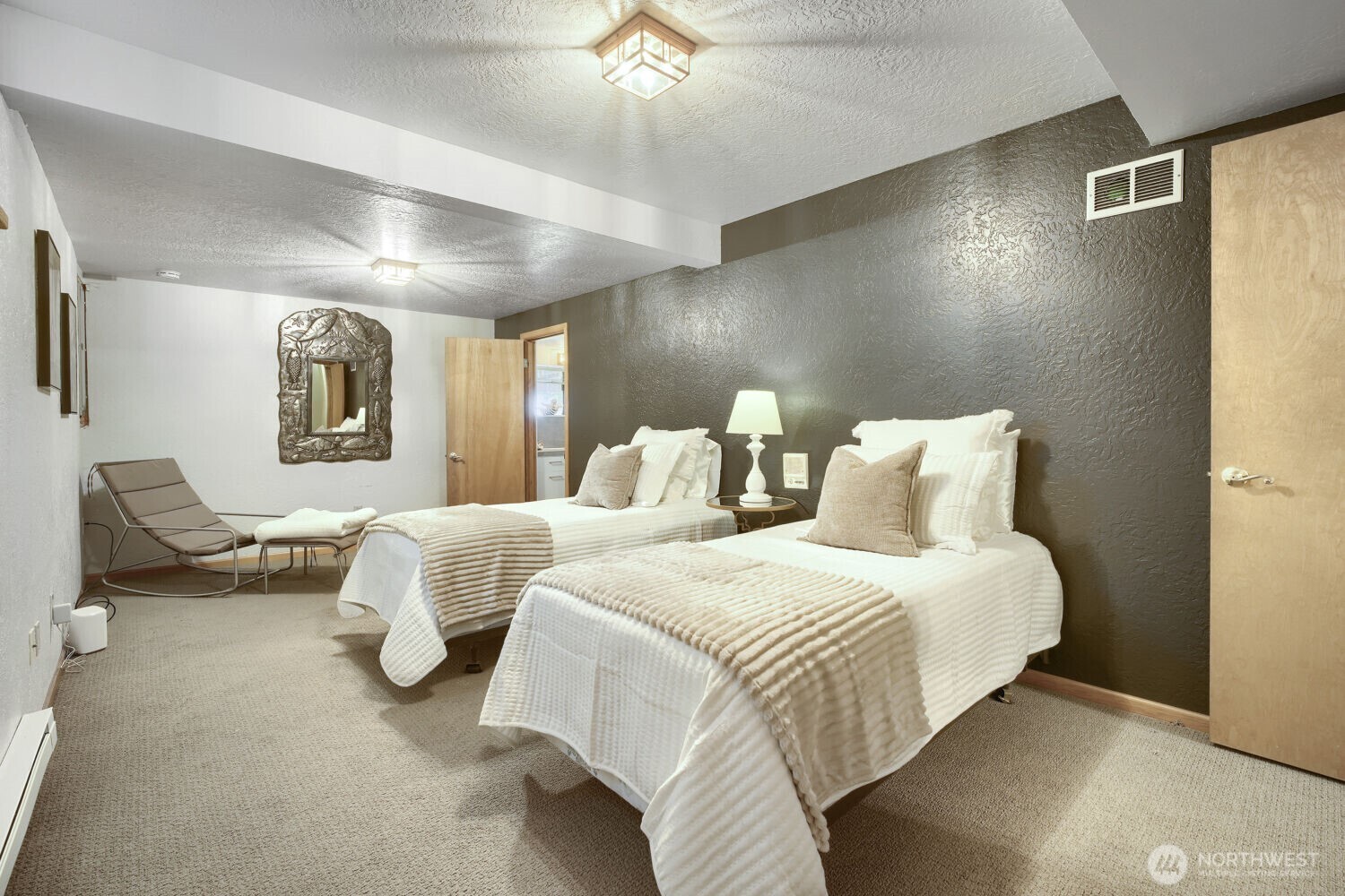 6430 E Side Drive P6430 Property Photo 21