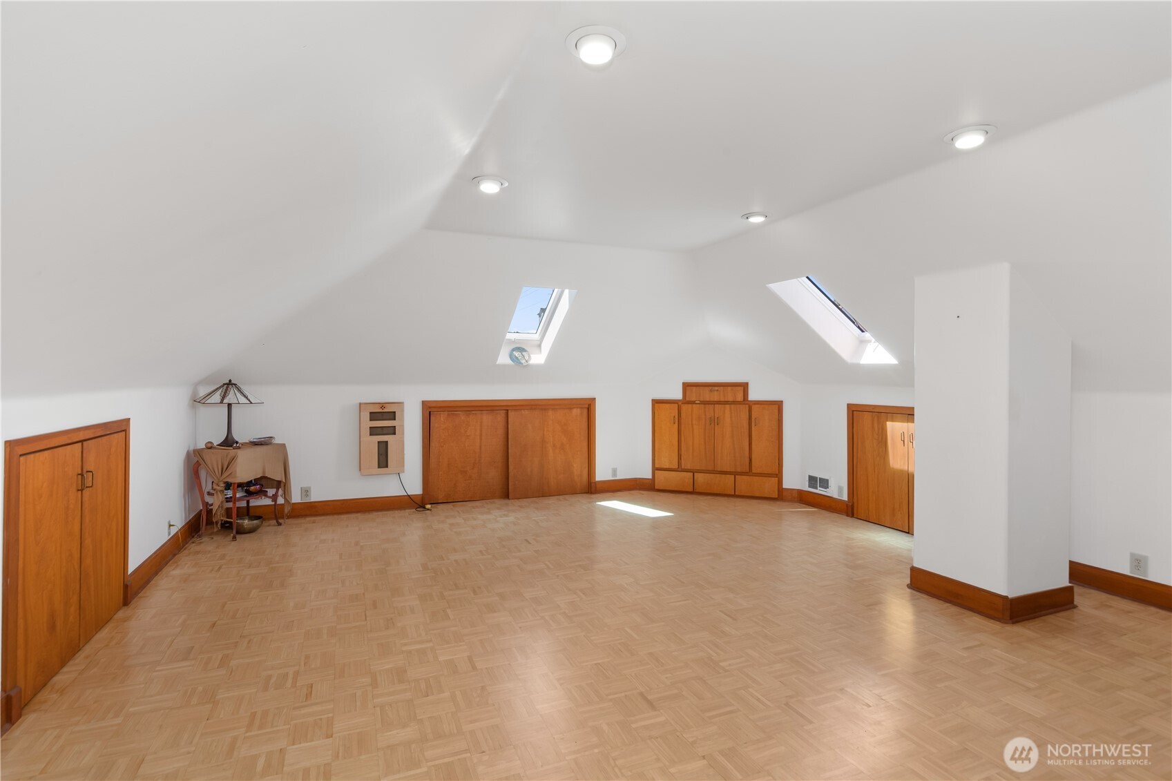 538 Adams Street Property Photo 27