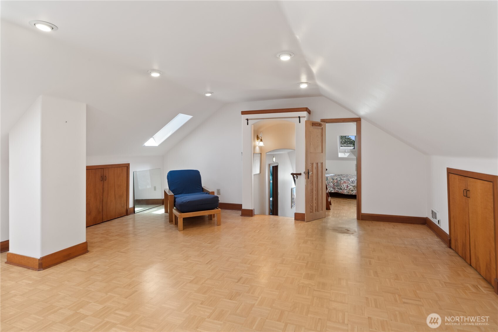 538 Adams Street Property Photo 28