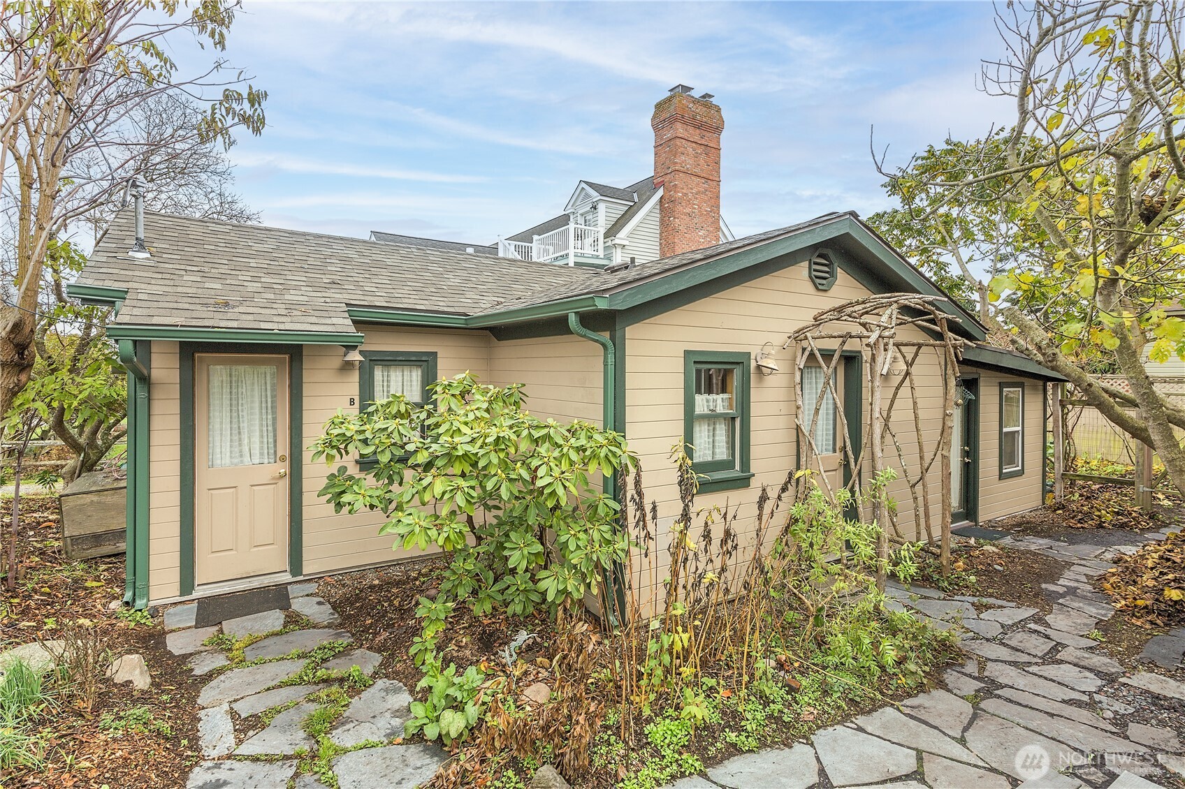 538 Adams Street Property Photo 32