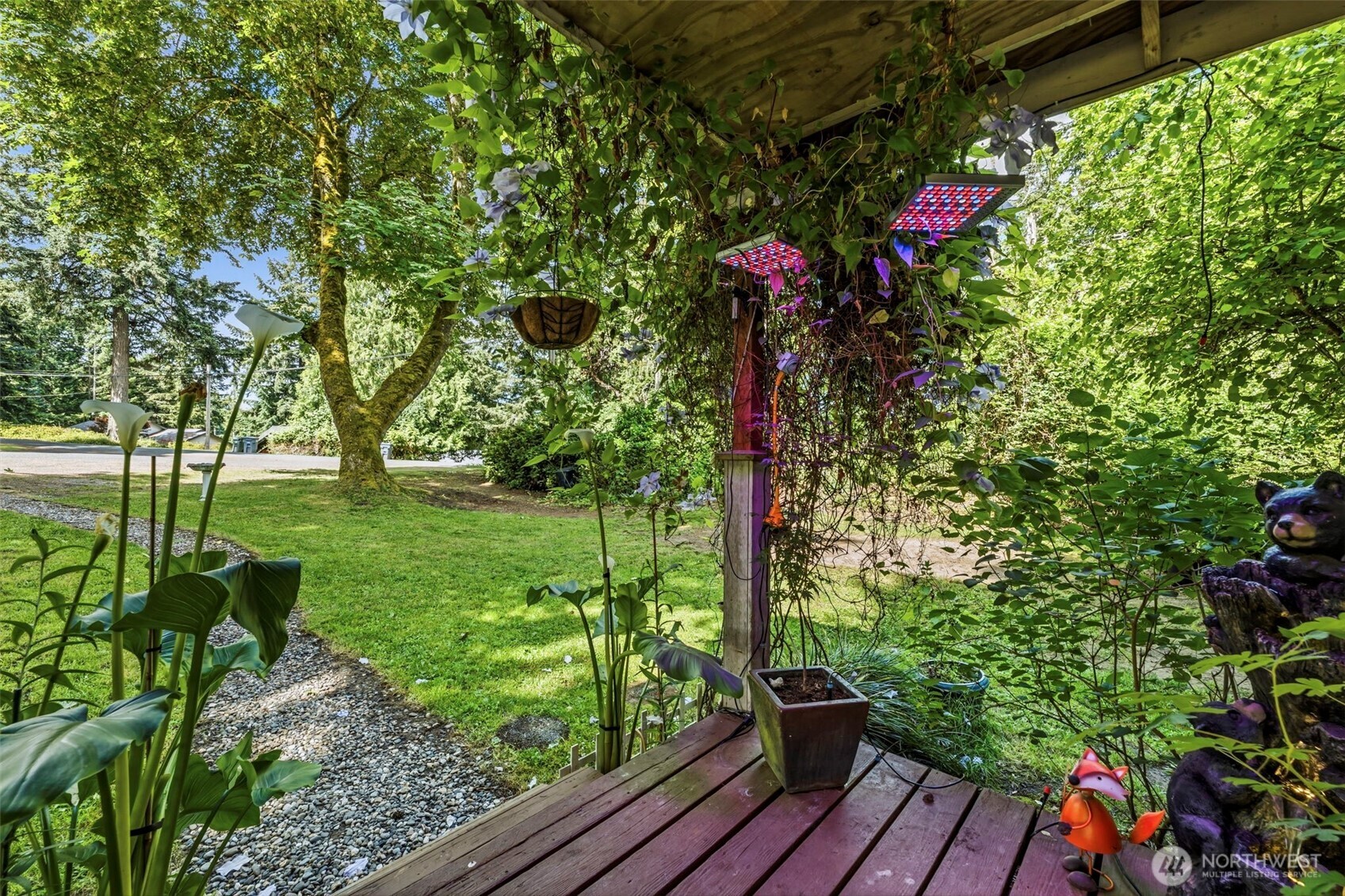 11209 Riviera Drive Property Photo 4