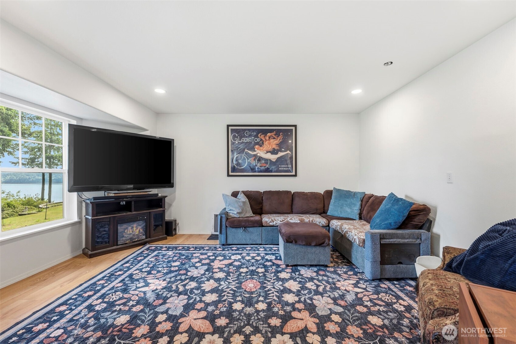 11209 Riviera Drive Property Photo 16