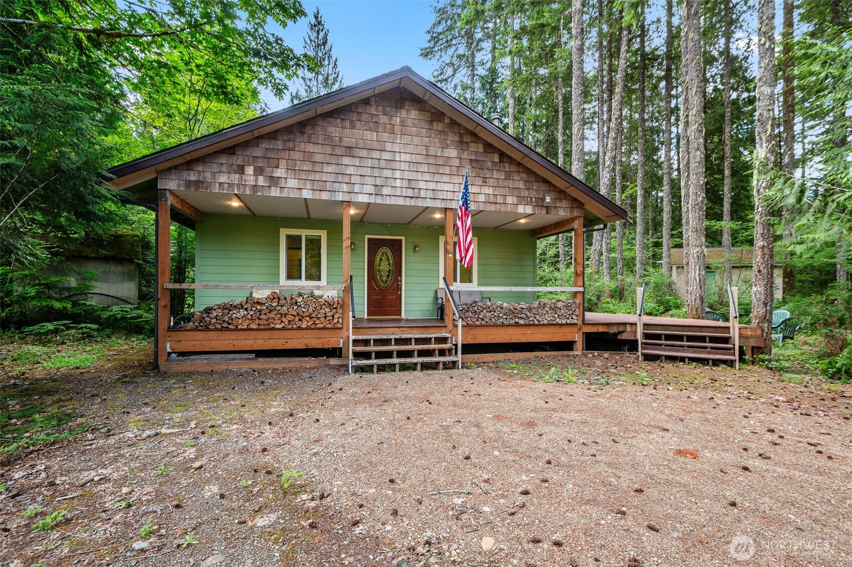 521 N Fairway Drive Property Photo 3