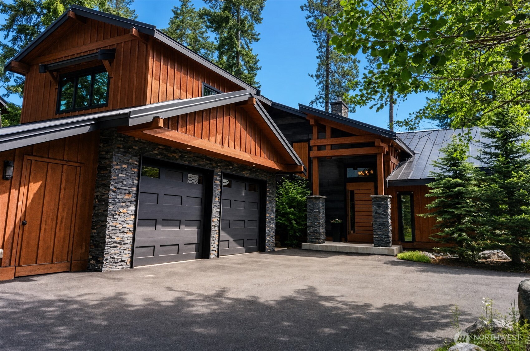 191 Larkspur Loop Property Photo 3