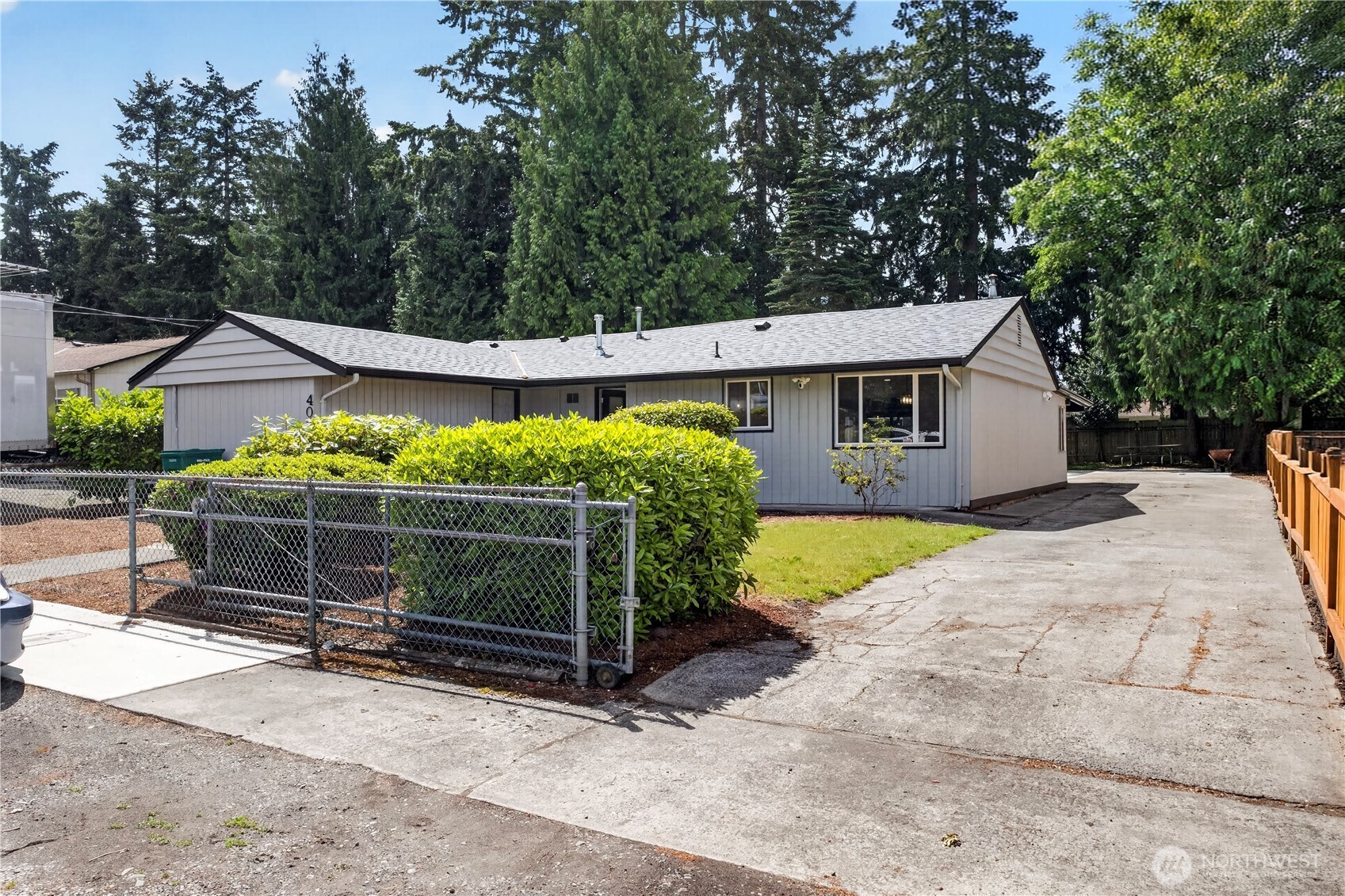 408 26th Street Property Photo 15
