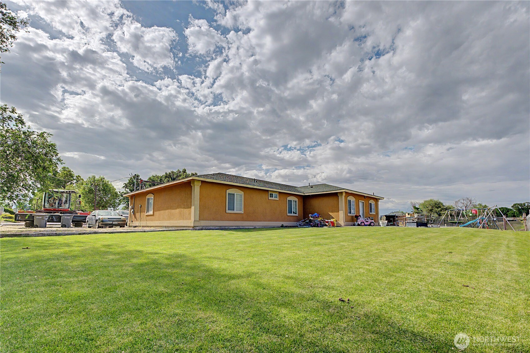 1811 Beam Road Property Photo 6