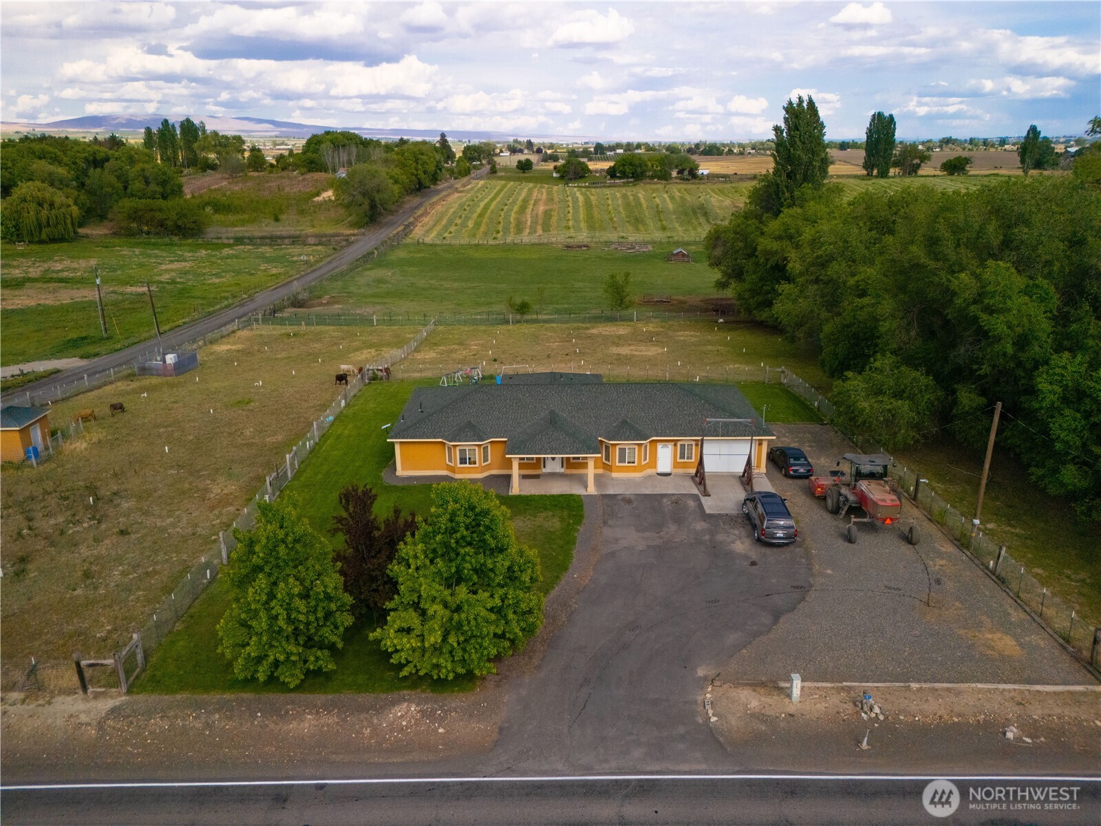 1811 Beam Road Property Photo 7