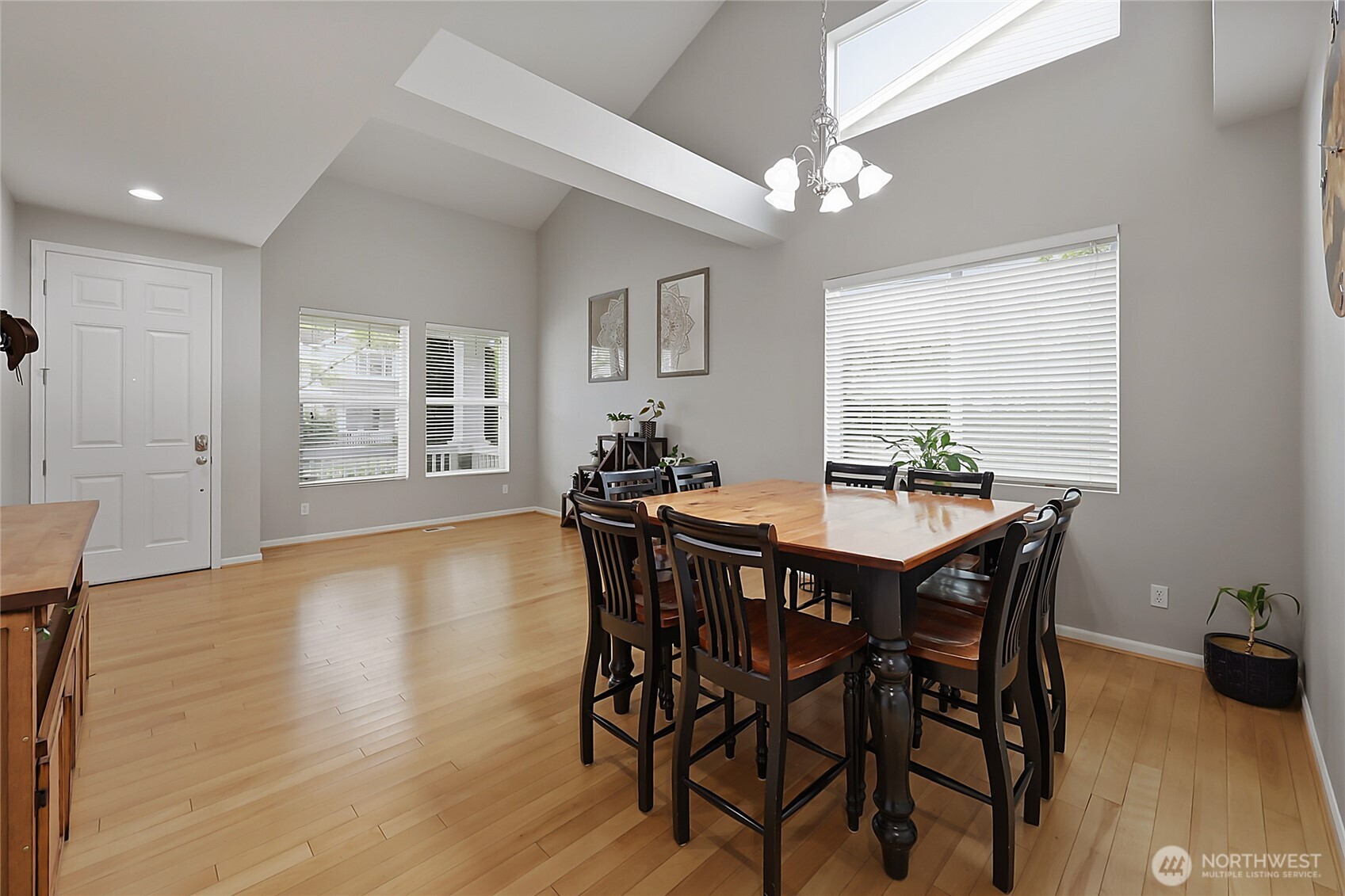 2729 85th Avenue Property Photo 6
