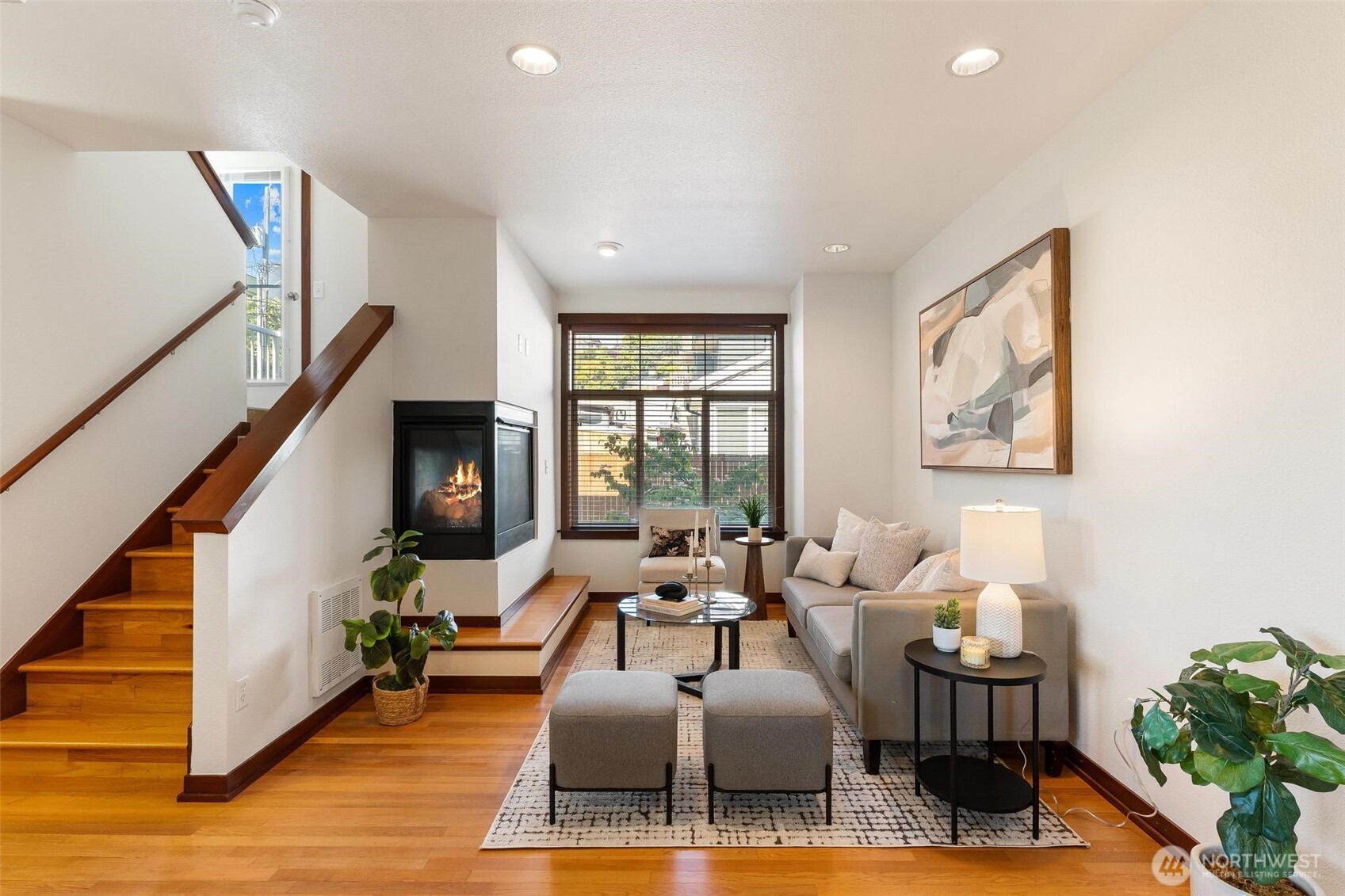 2400 W Boston Street Property Photo 7