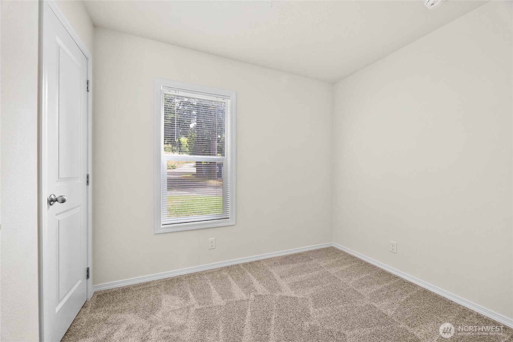 507 131st Street L Property Photo 18