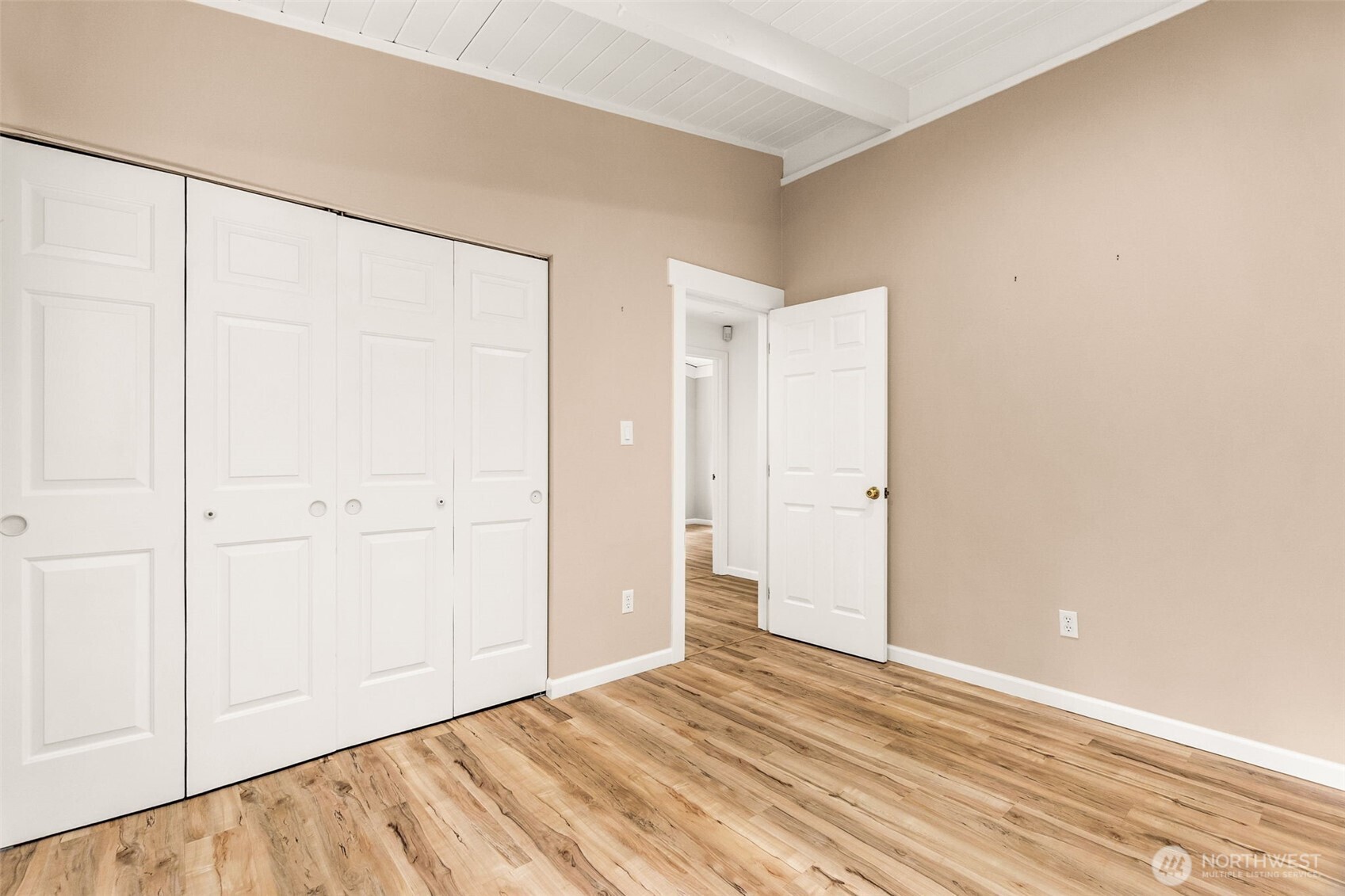2927 33rd Lane Property Photo 29