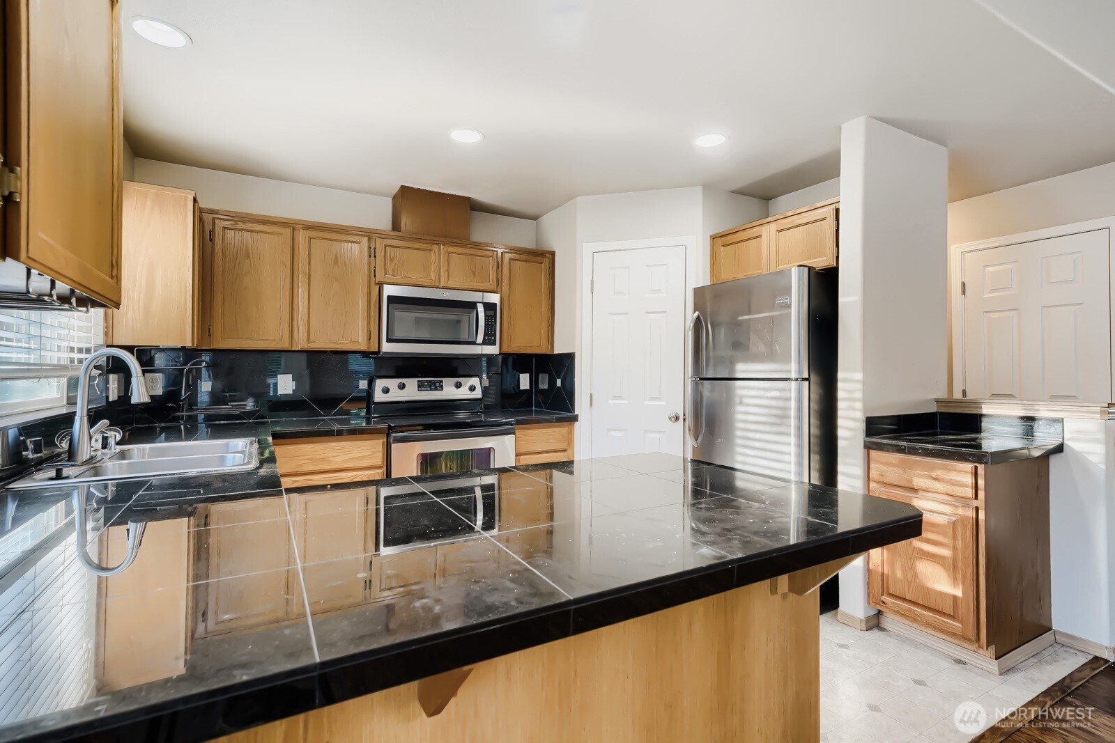 1312 Browns Point Boulevard Property Photo 10