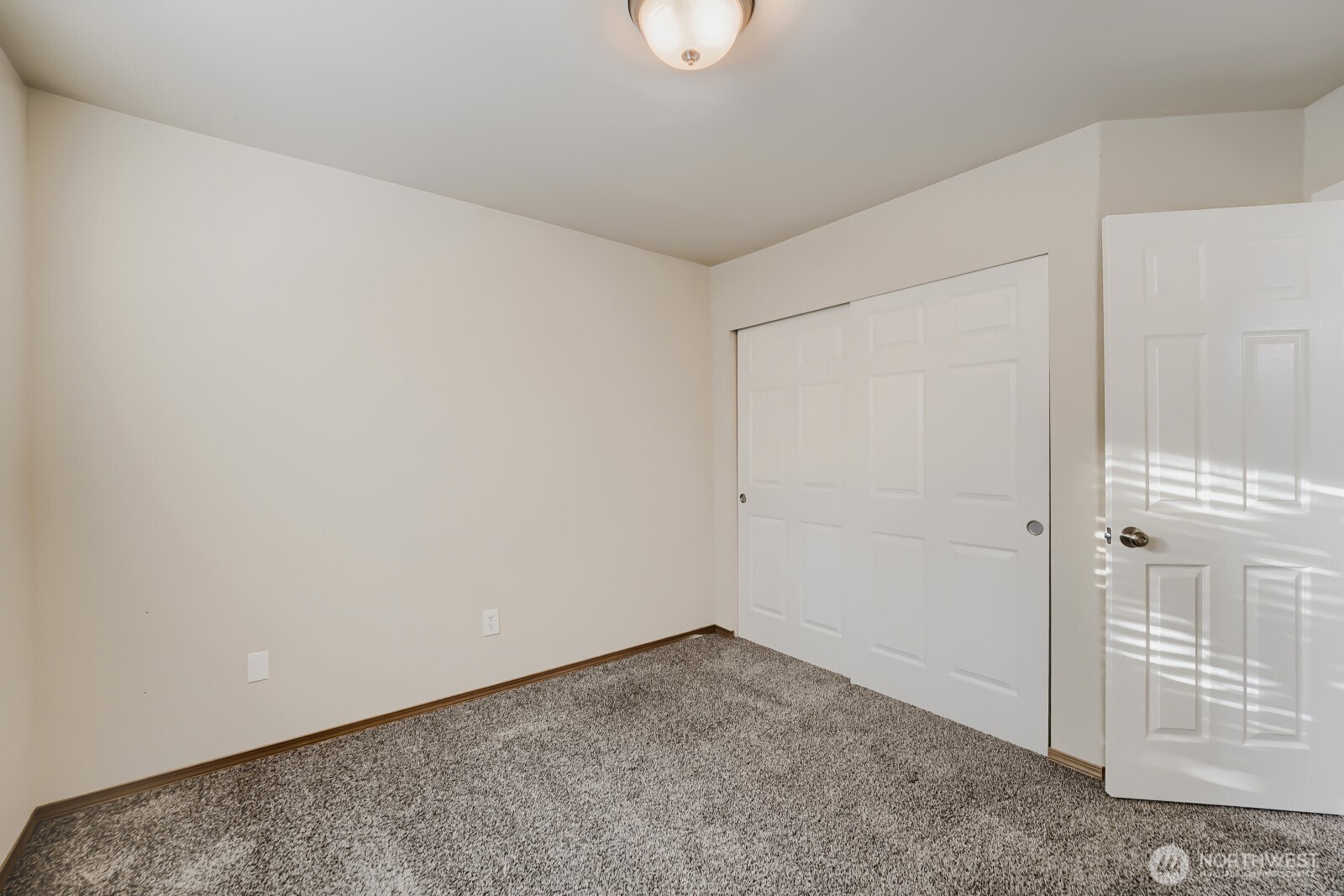 1312 Browns Point Boulevard Property Photo 14