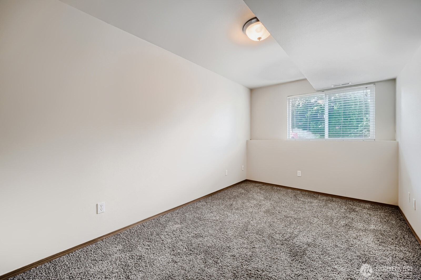 1312 Browns Point Boulevard Property Photo 16