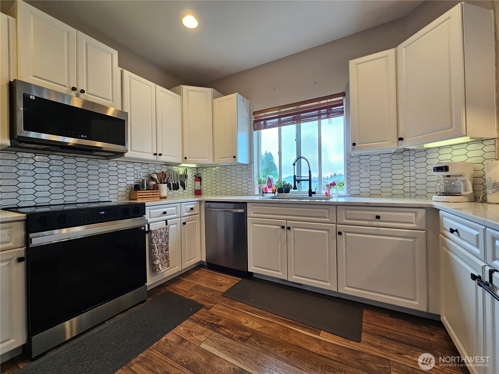 55 Allen Road Property Photo 14