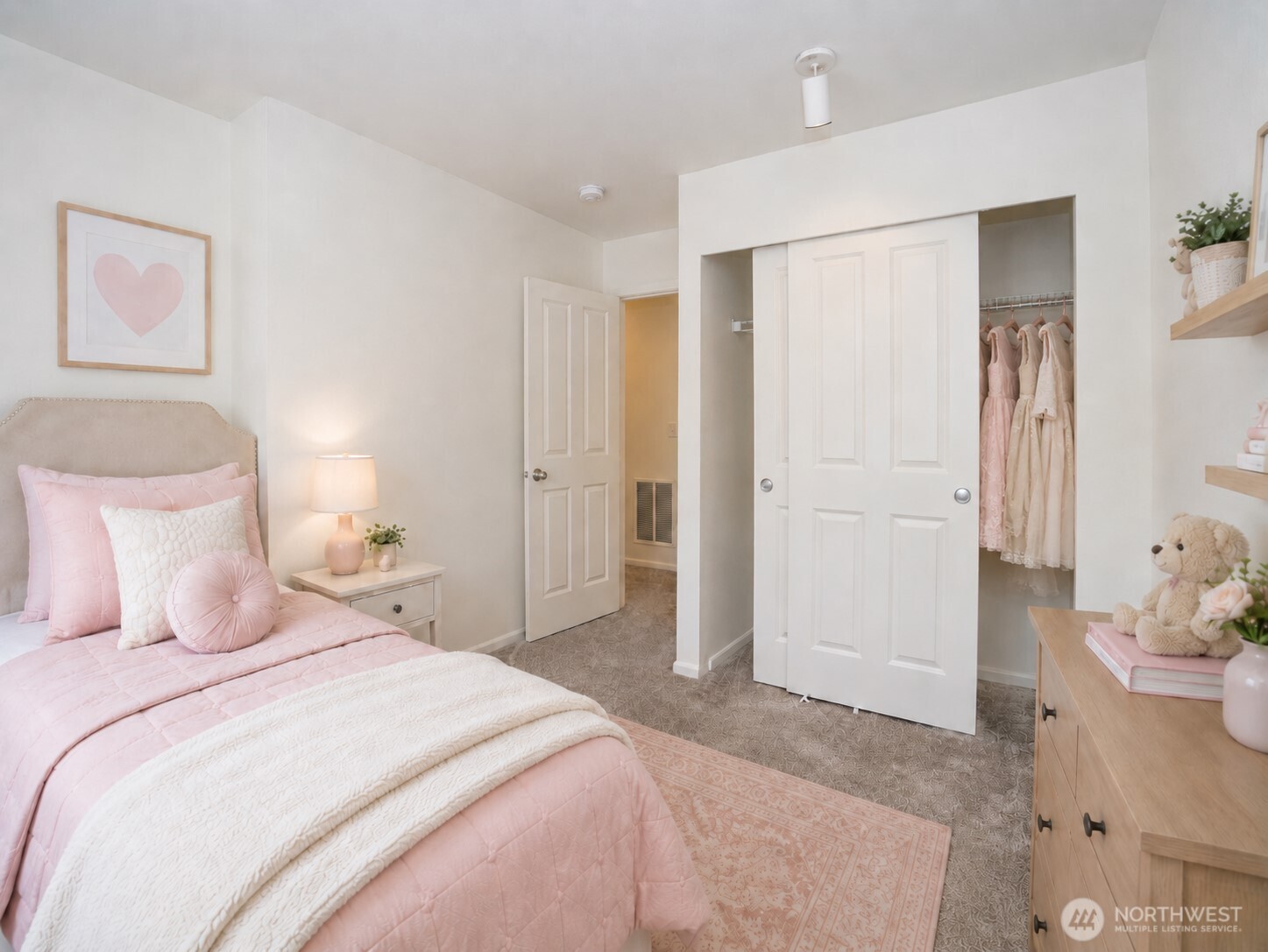 784 Ebbets Drive Property Photo 18