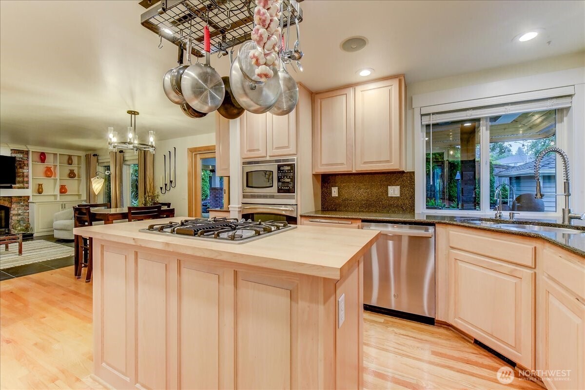 15021 63rd Drive Property Photo 12