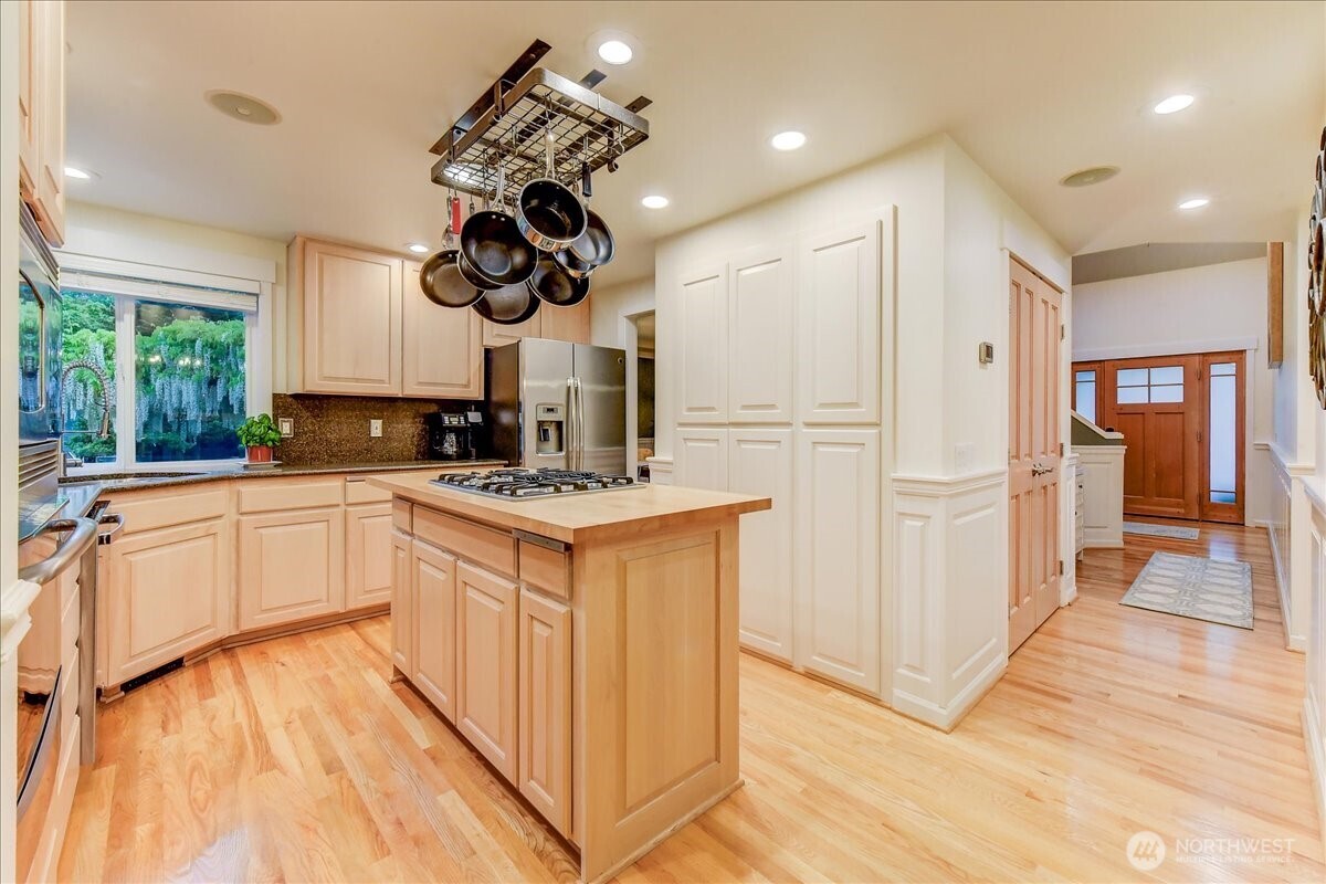 15021 63rd Drive Property Photo 14