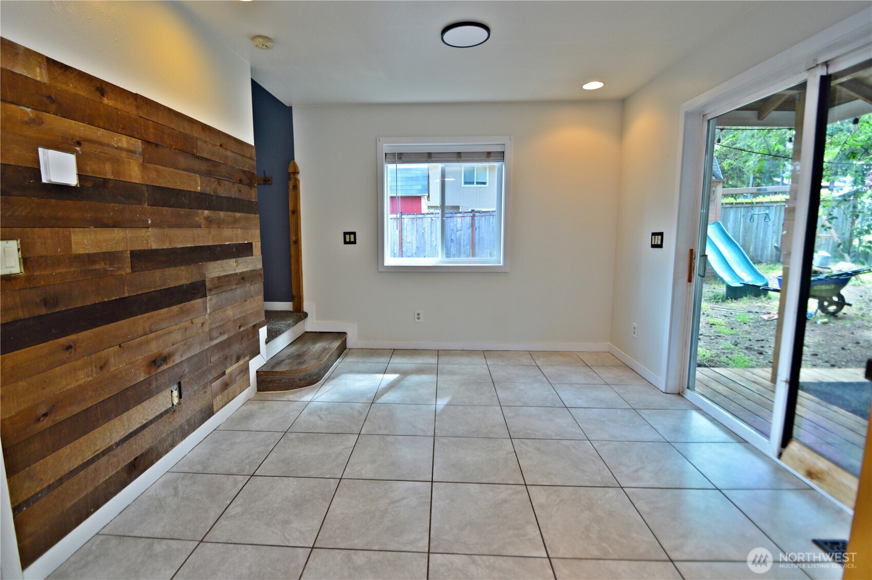 4830 Beverly Drive Property Photo 5